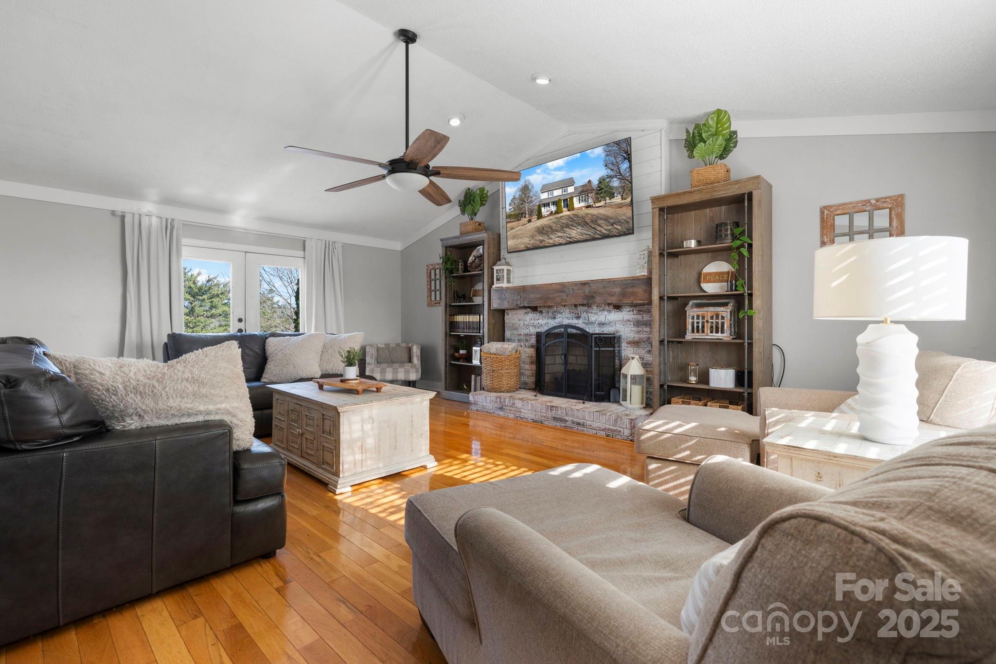 Granada Farms - Residential