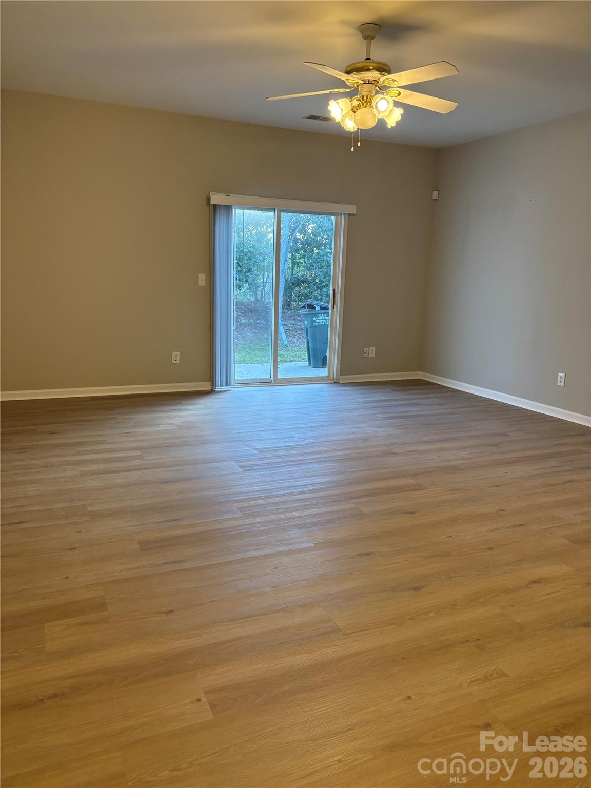 Abbotts Glen - Residential Lease