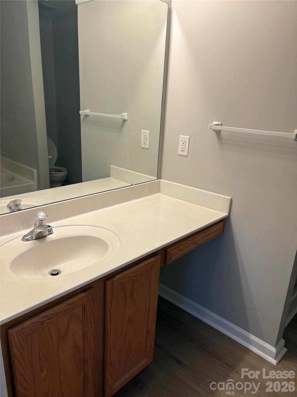 Abbotts Glen - Residential Lease