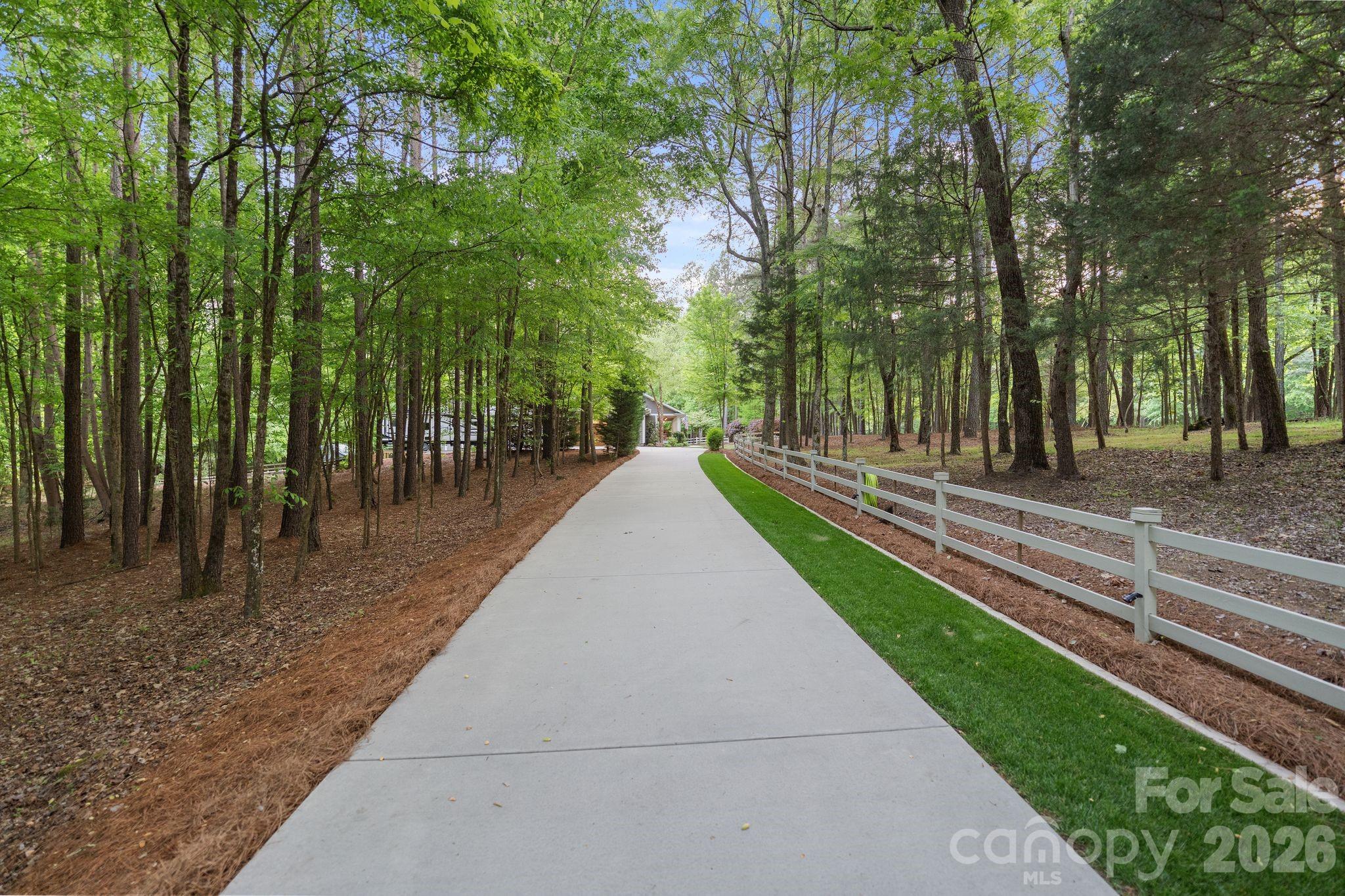 Twinn Coves on Morrison - Residential