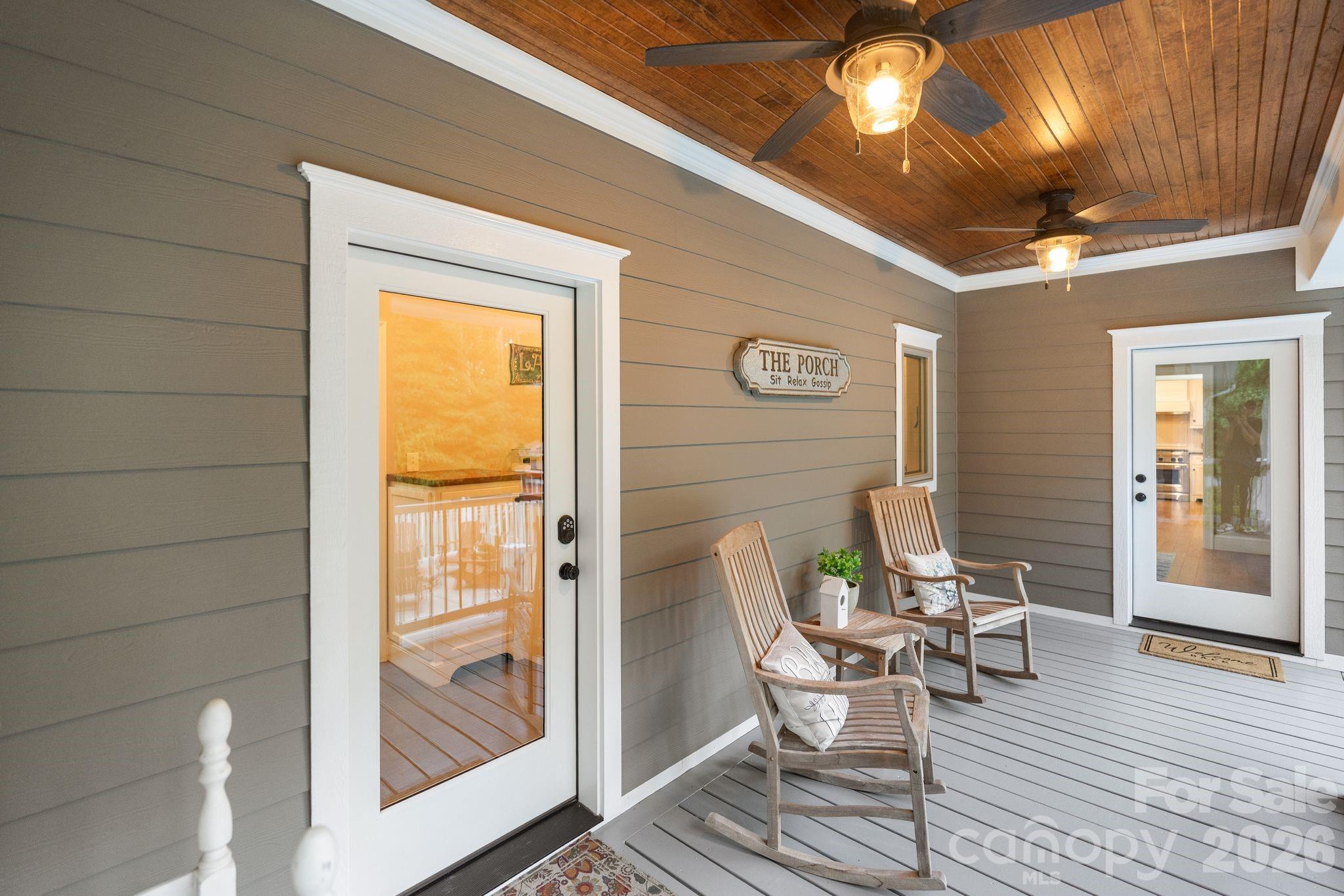 Twinn Coves on Morrison - Residential