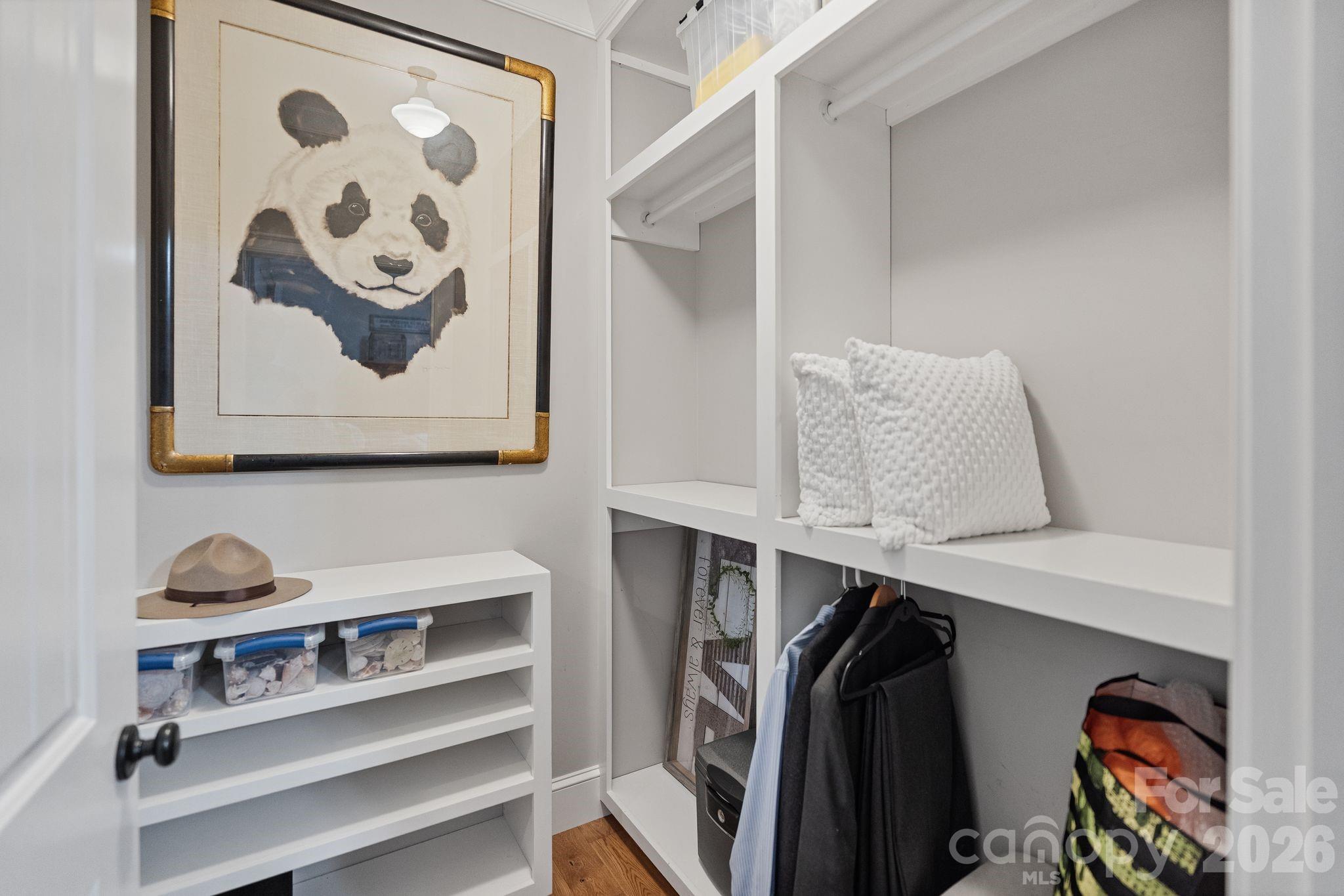 Twinn Coves on Morrison - Residential