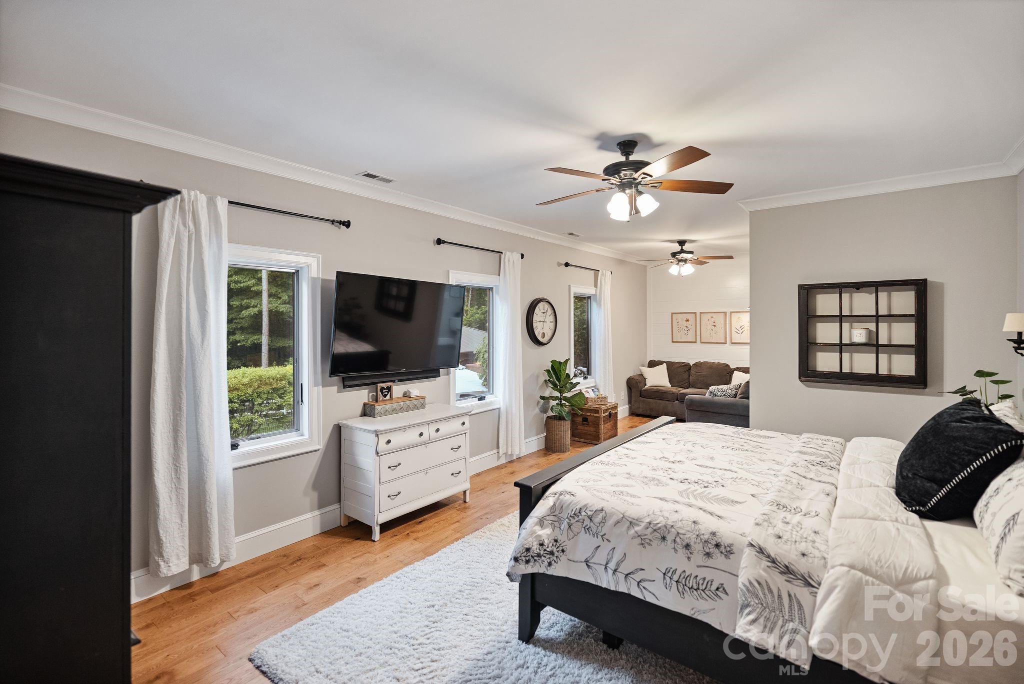 Twinn Coves on Morrison - Residential