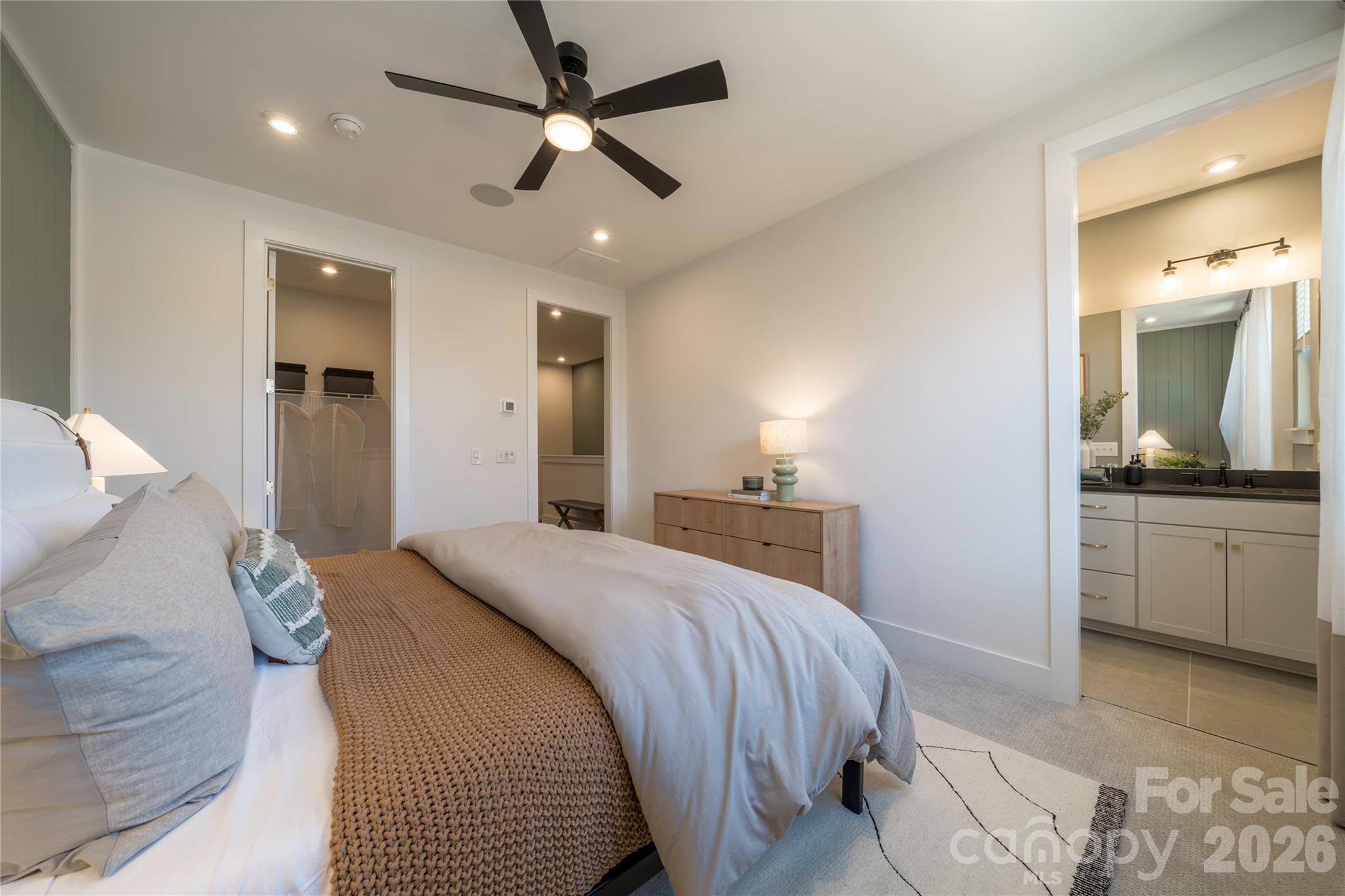 Context at Oakhurst - Residential