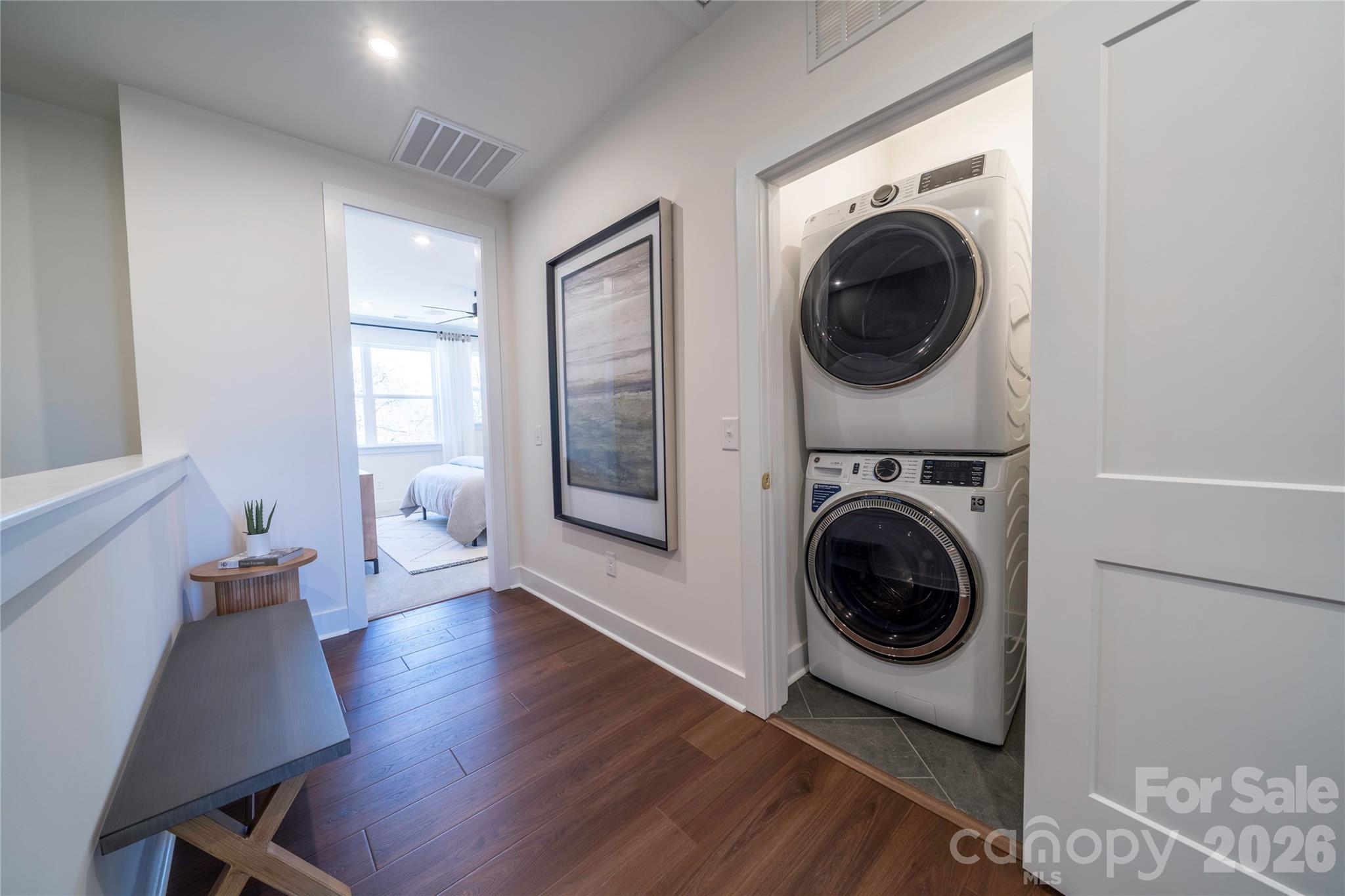 Context at Oakhurst - Residential