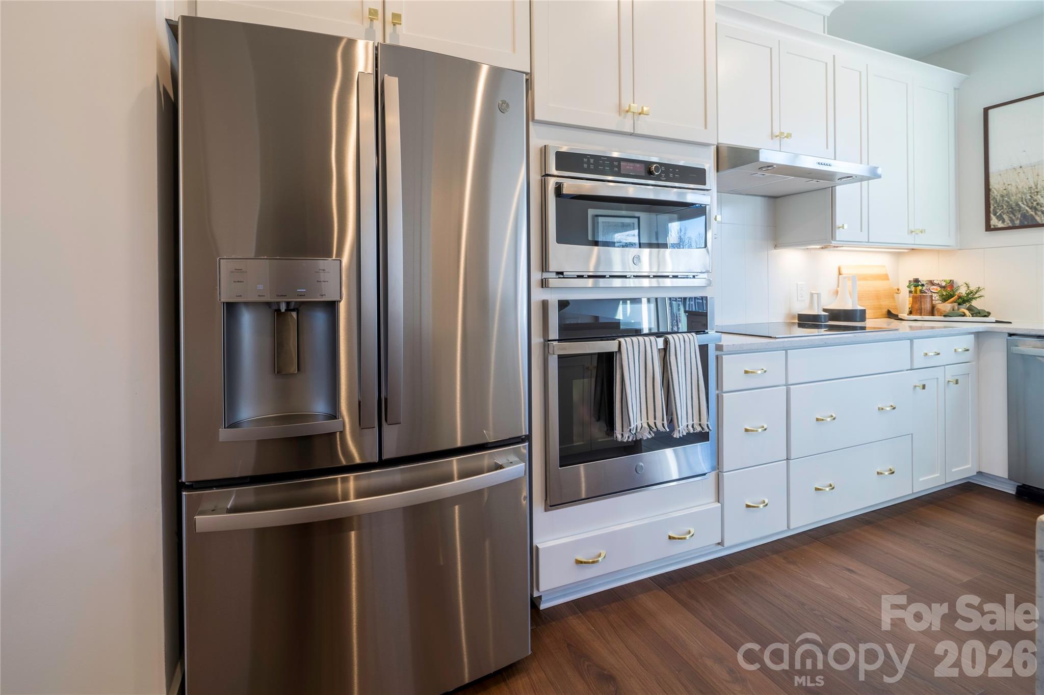 Context at Oakhurst - Residential