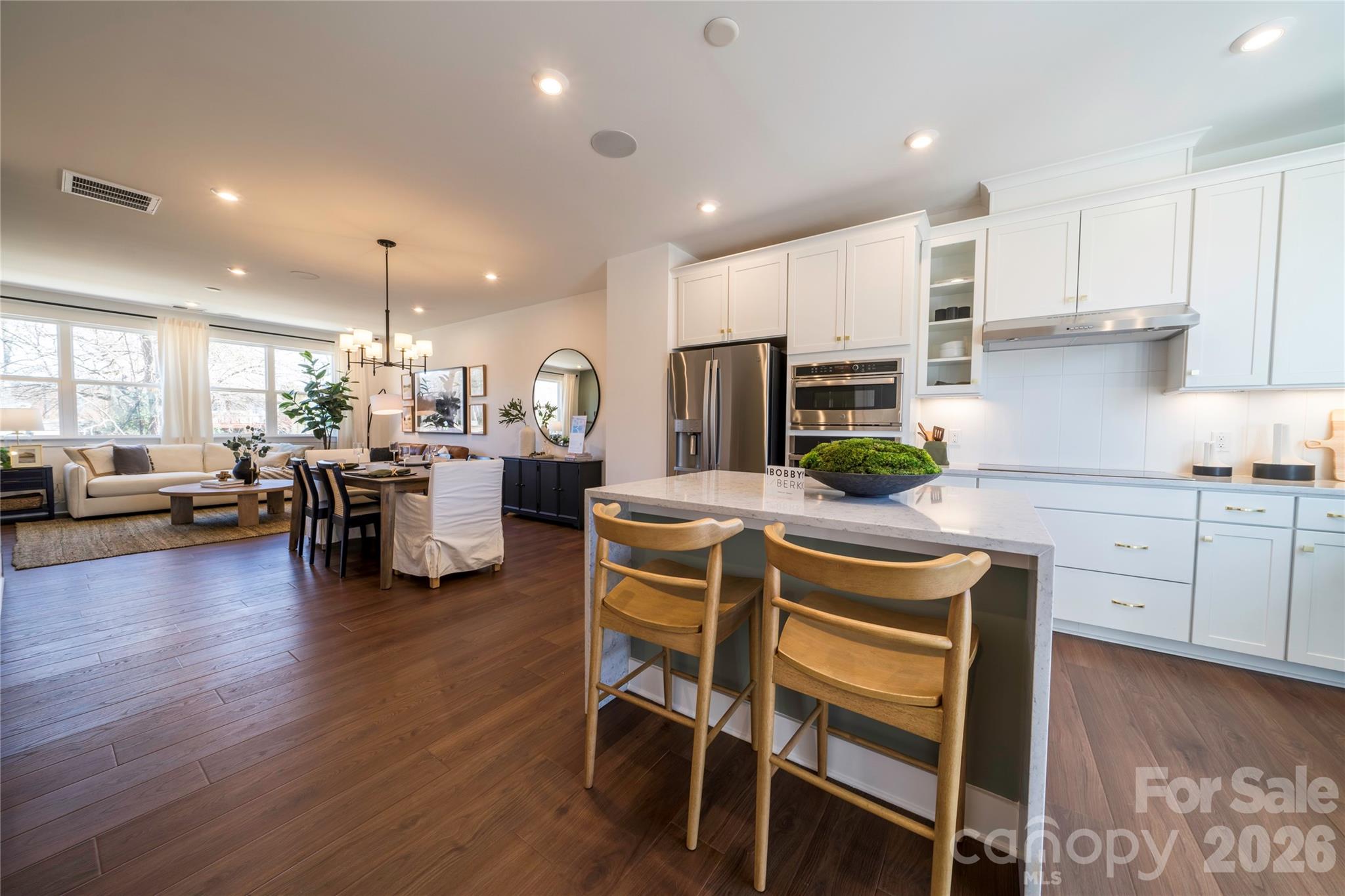 Context at Oakhurst - Residential