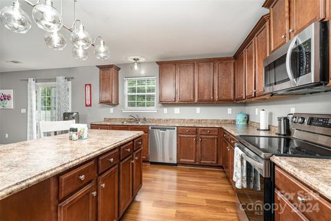 Single Family Residence in Charlotte NC 6016 Olivia Catherine Way 27.jpg