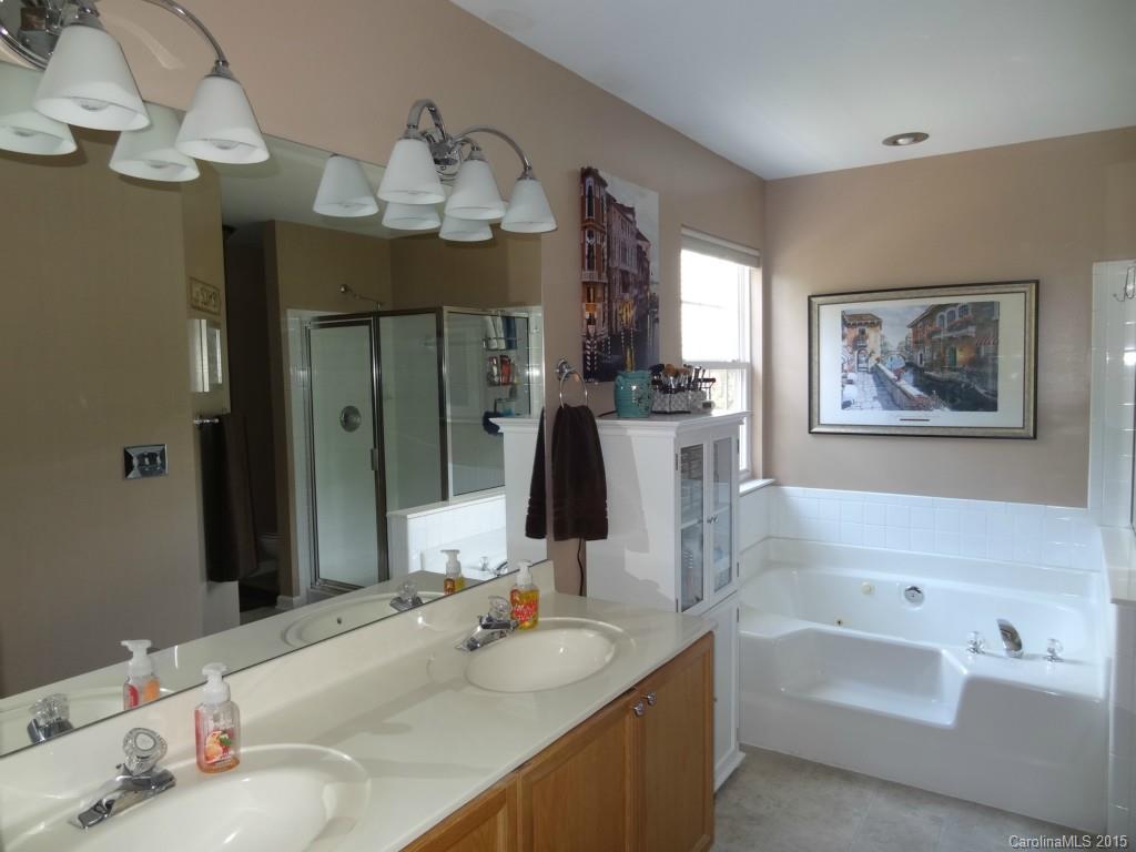 Lake Park - Residential