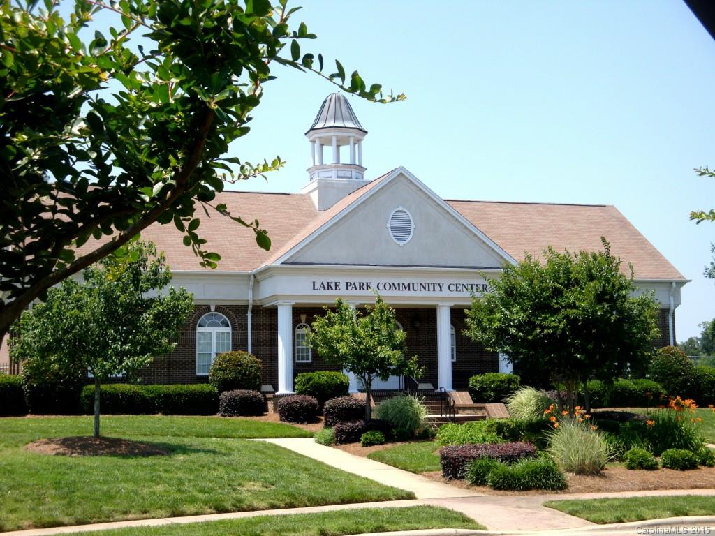 Lake Park - Residential