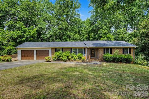 Photo of 109 James Drive, Belmont, NC 28012 (MLS # 4379251)