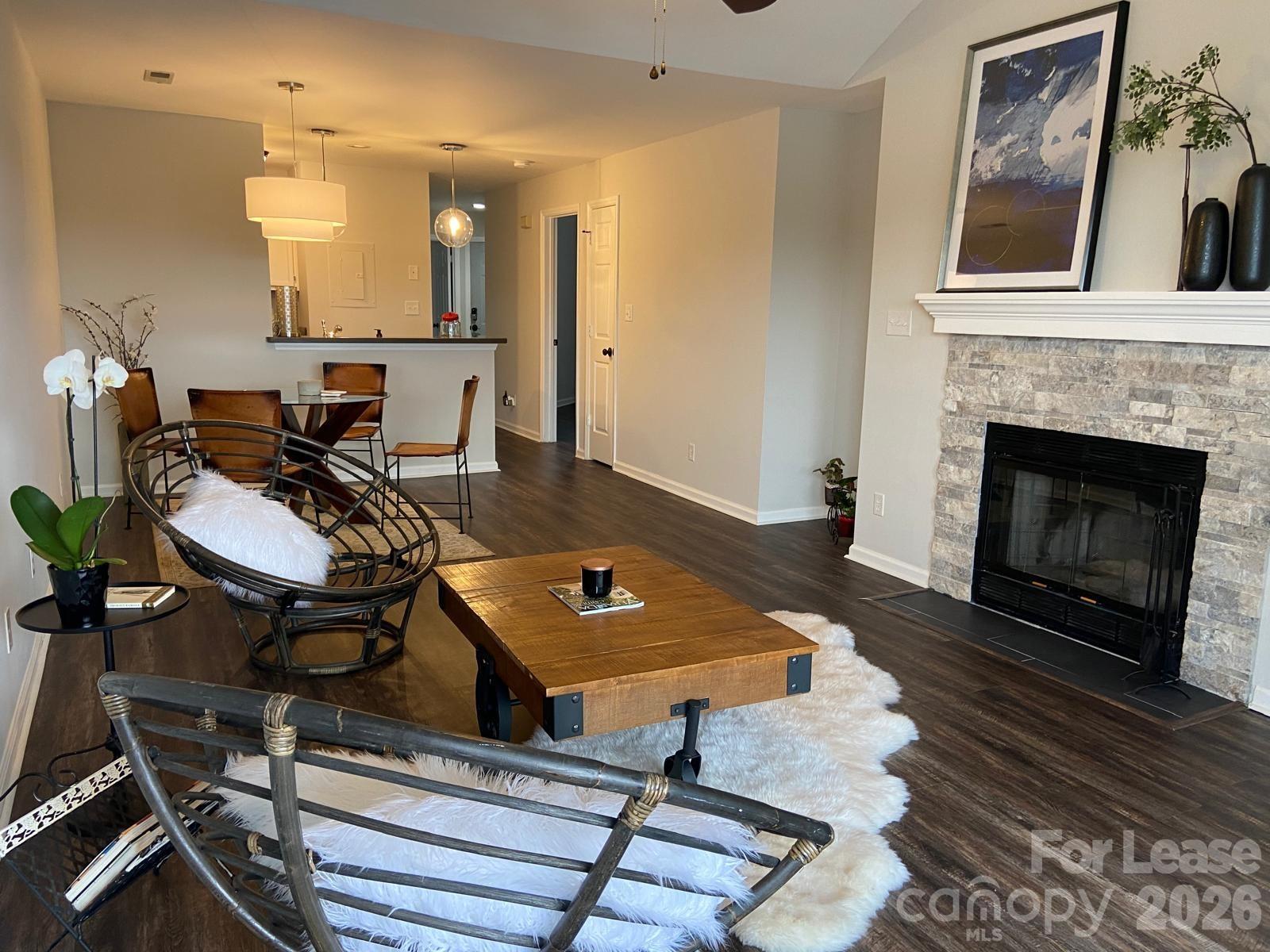 18711 Vineyard Point Lane