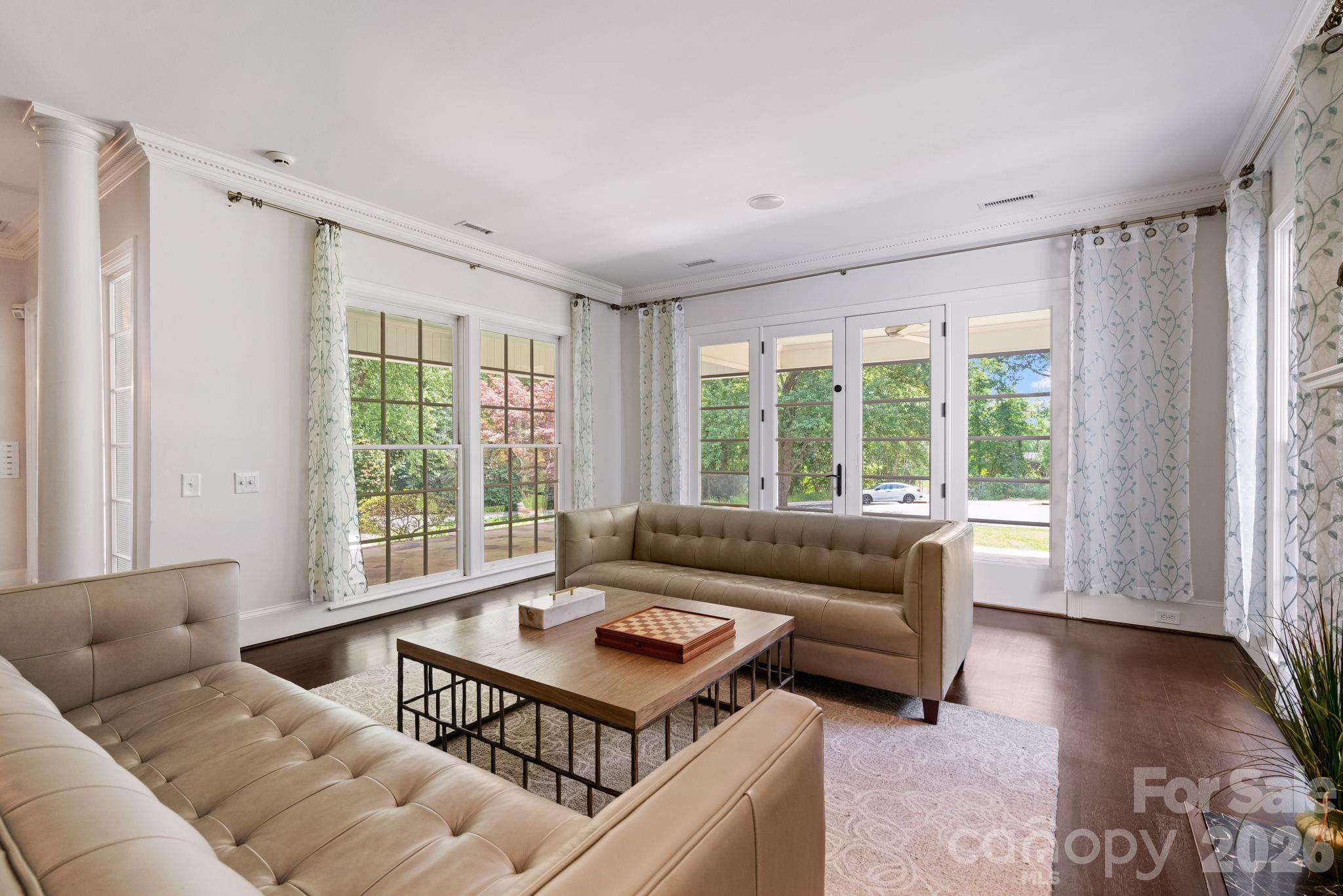 Country Club Heights - Residential