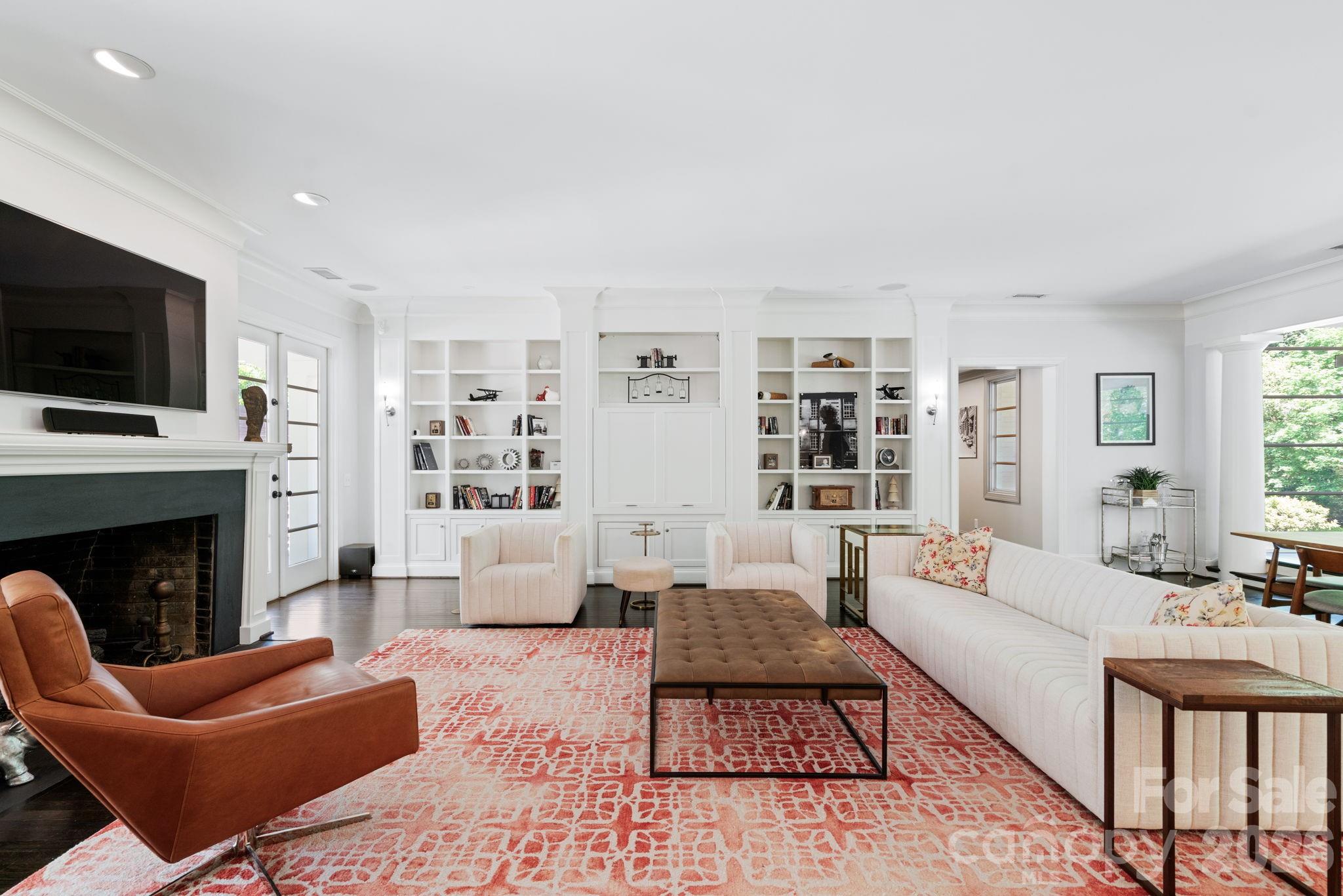 Country Club Heights - Residential