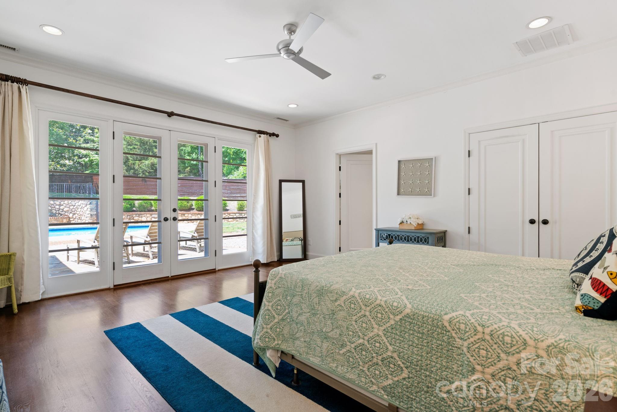 Country Club Heights - Residential