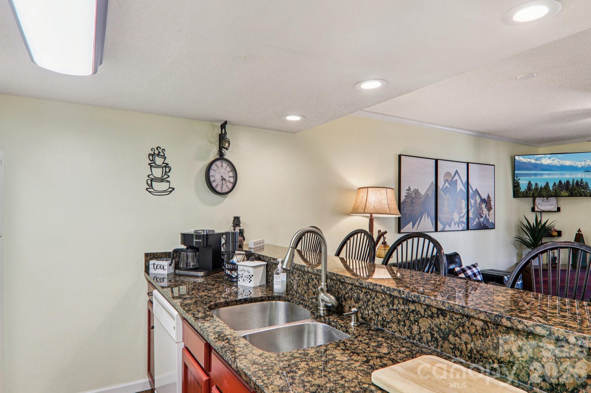 Riverside Valley Villas - Residential