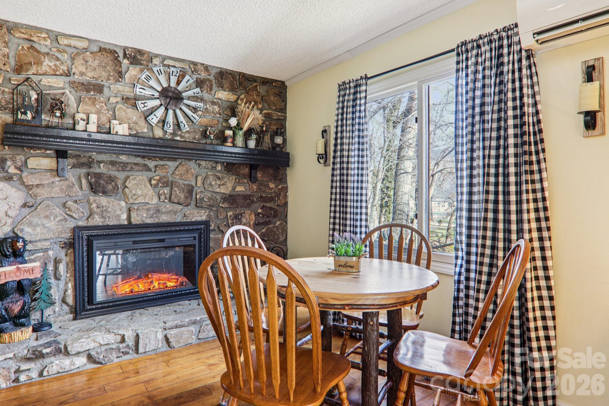 Riverside Valley Villas - Residential