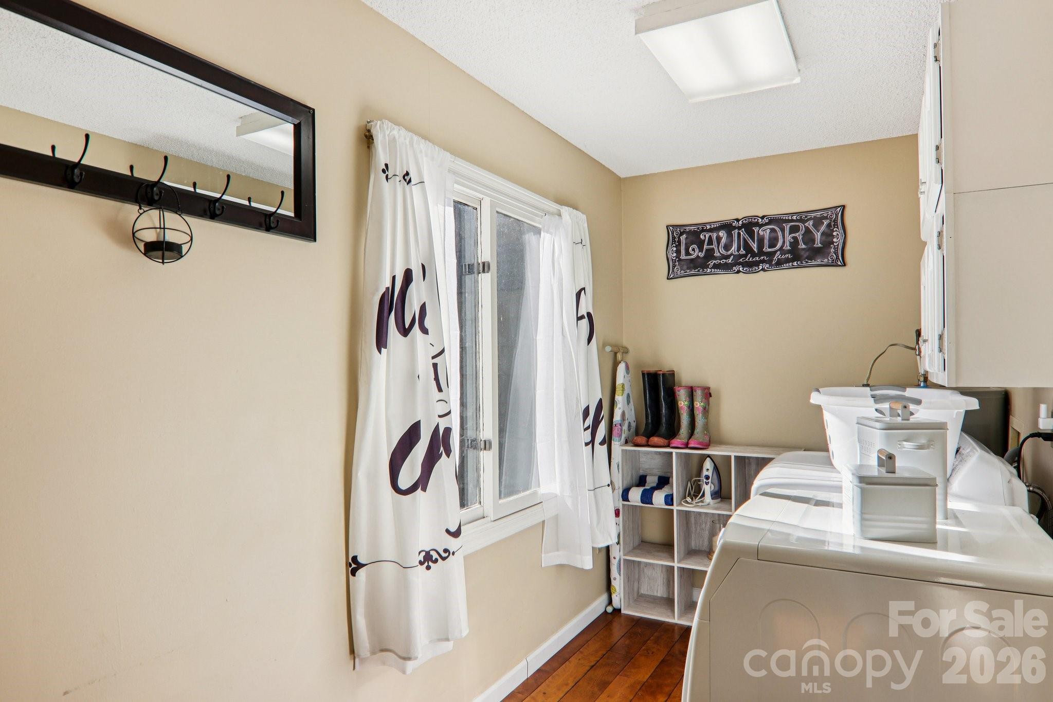 Riverside Valley Villas - Residential