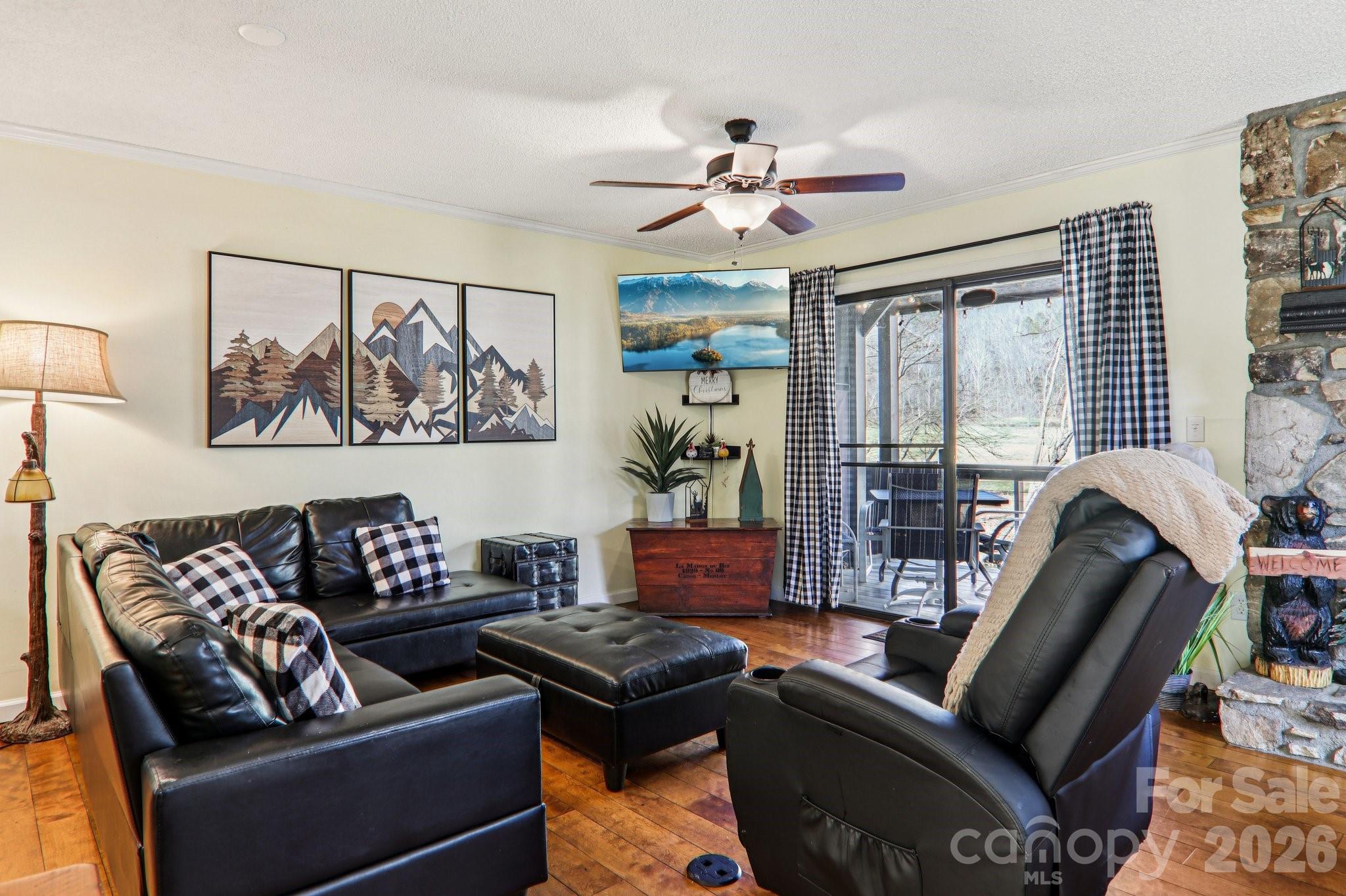 Riverside Valley Villas - Residential