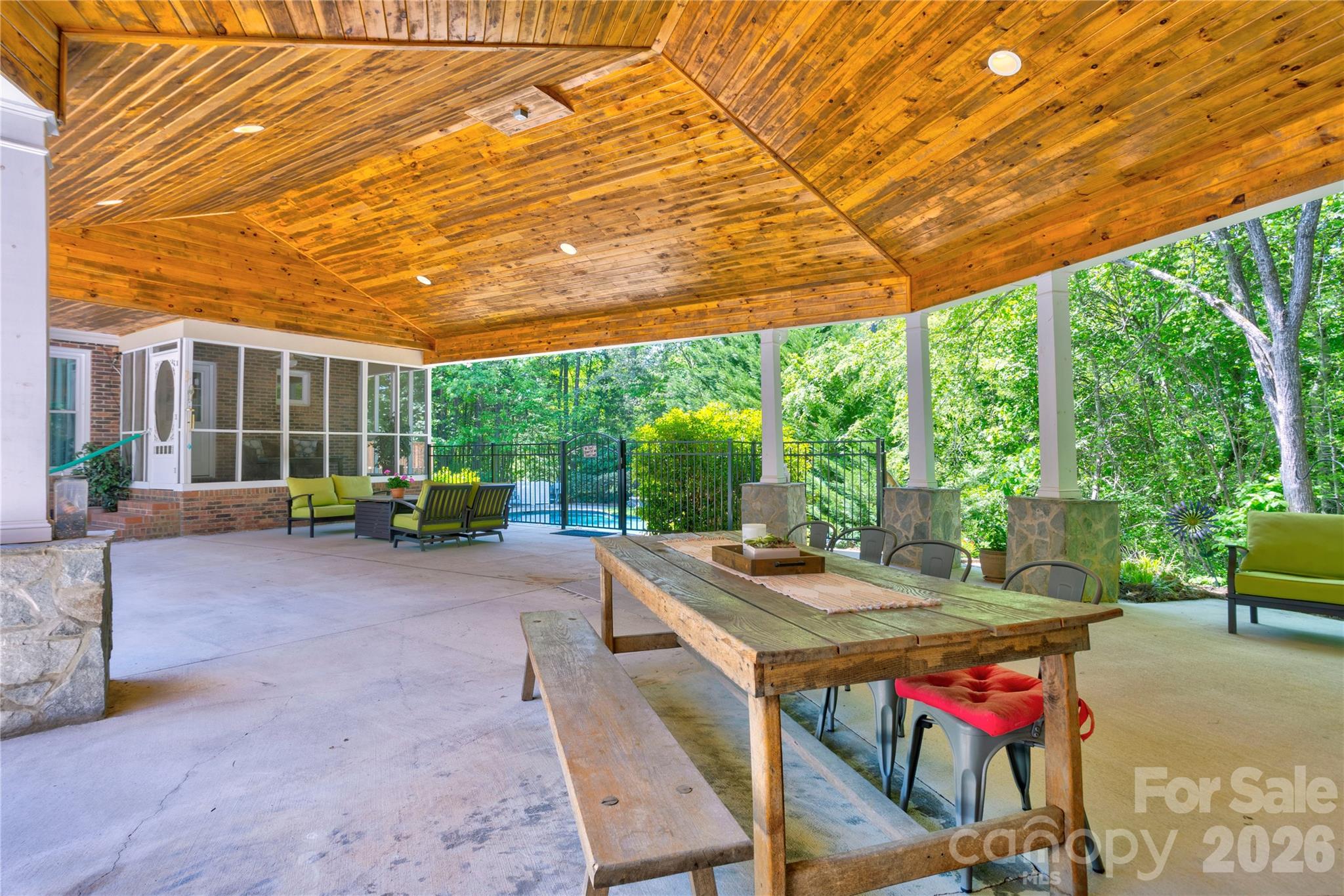 Sleepy Hollow - Residential