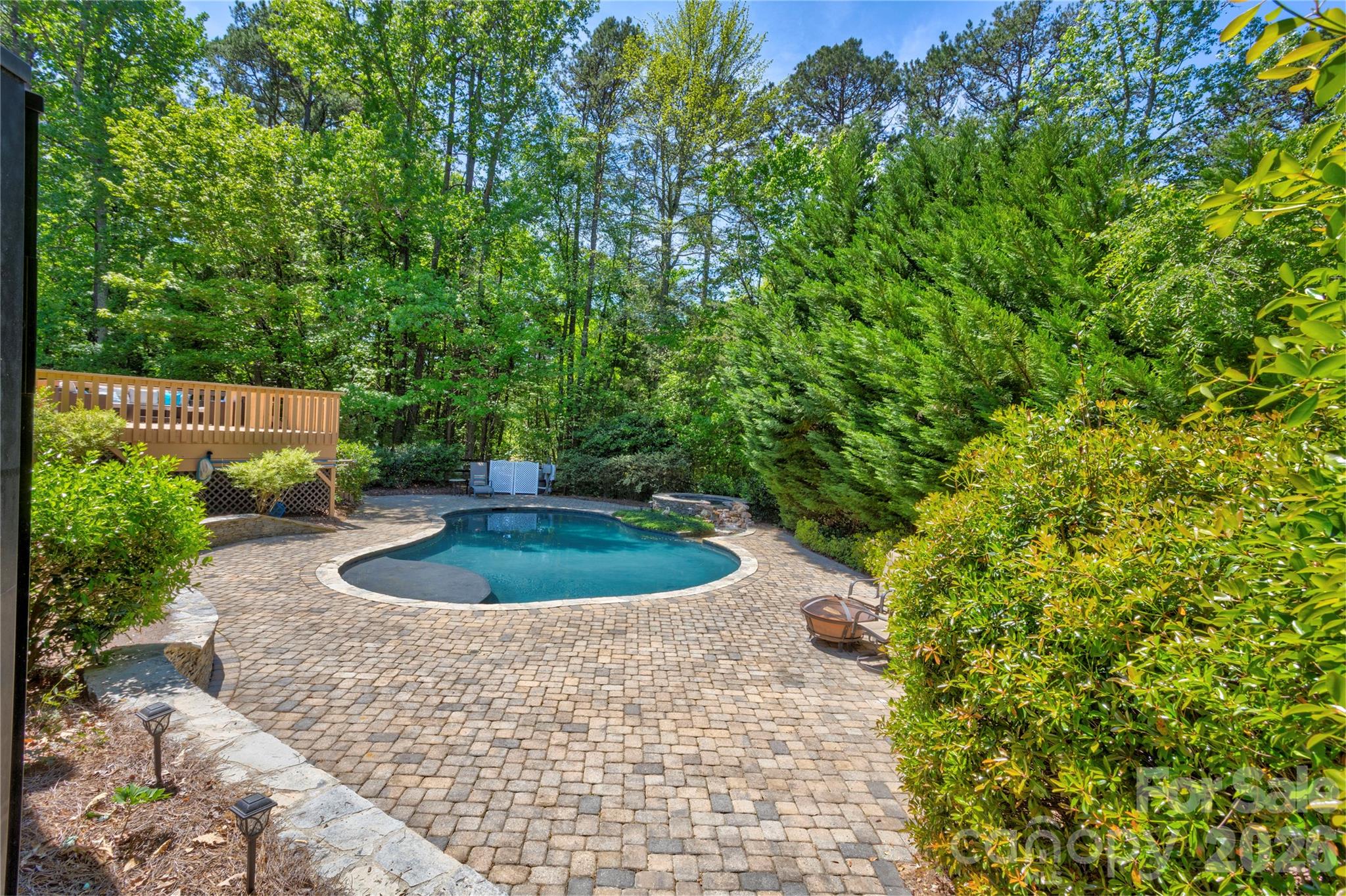 Sleepy Hollow - Residential