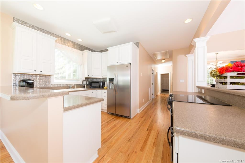 The Lakes At Derby Downs - Residential