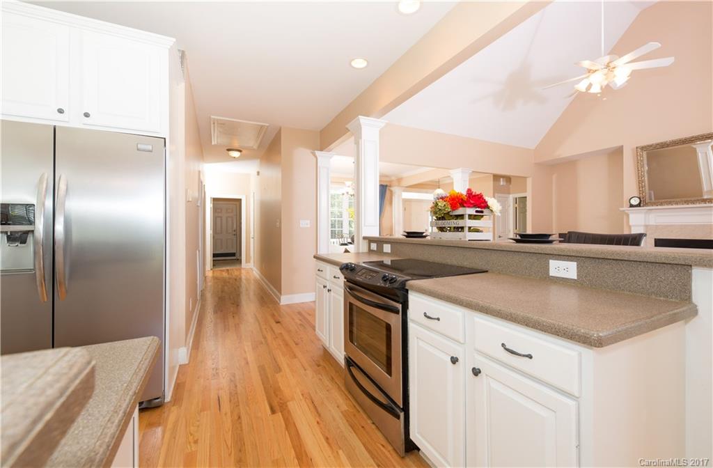 The Lakes At Derby Downs - Residential