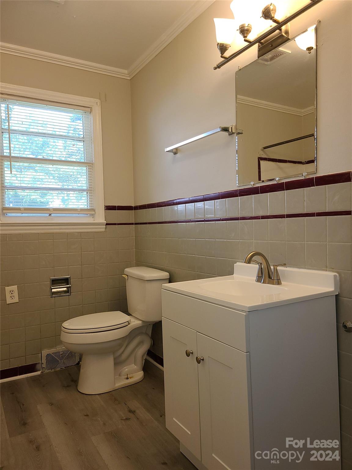 Unknown - Residential Lease