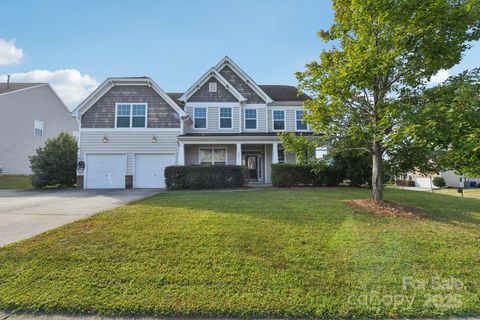 Photo of 4397 Bridge Pointe Drive, Harrisburg, NC 28075 (MLS # 4306356)
