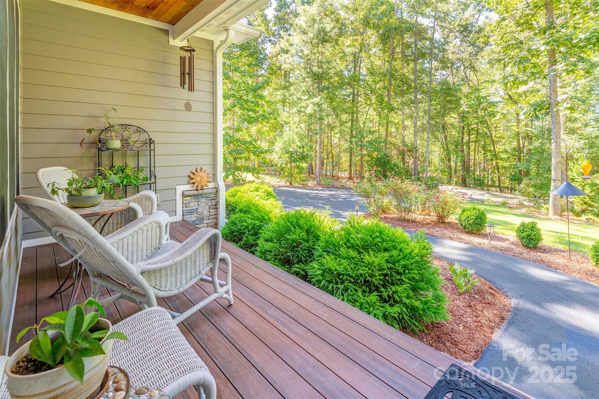21 Ducketts Grove Road