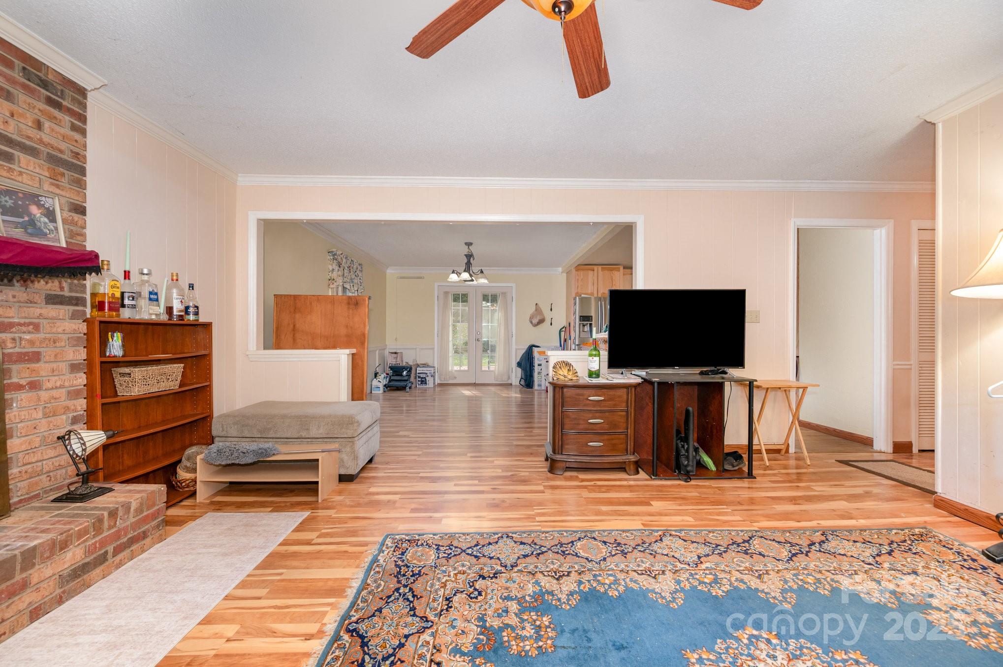 1959 Rock Springs Circle