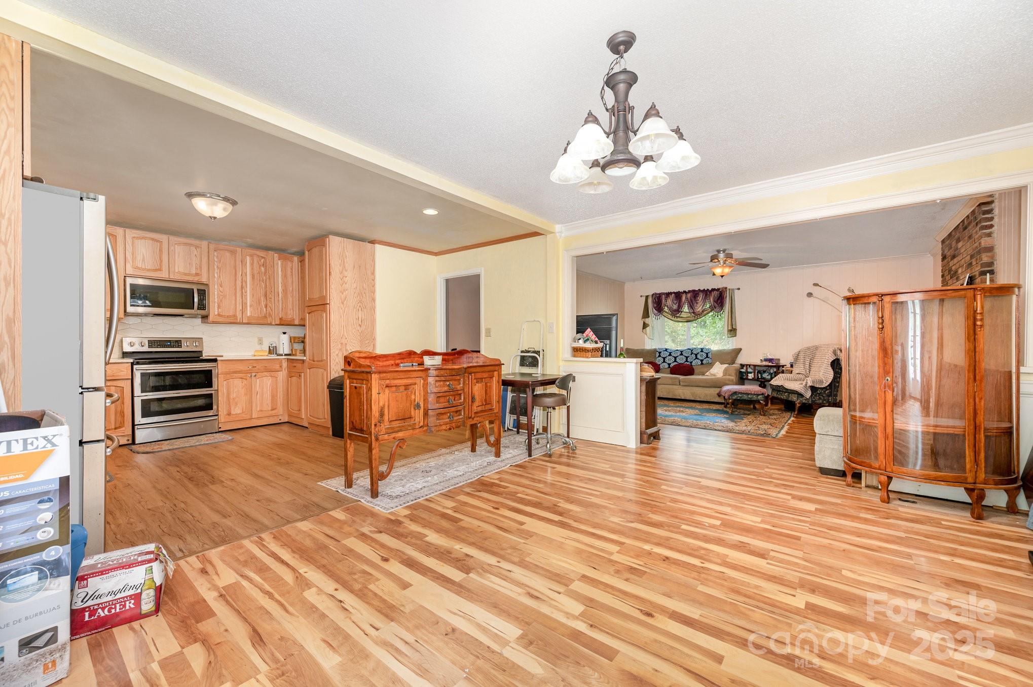 1959 Rock Springs Circle