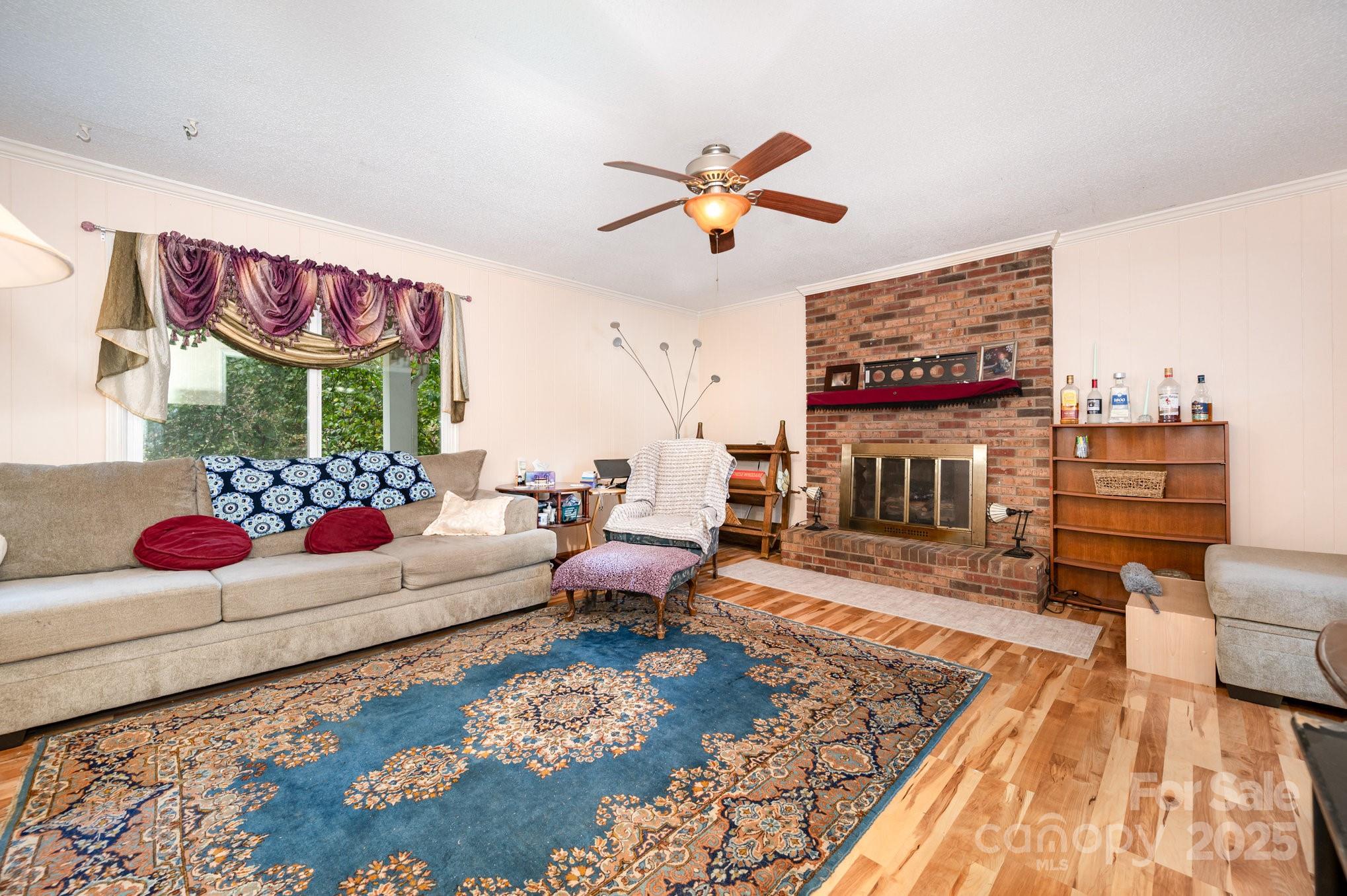 1959 Rock Springs Circle