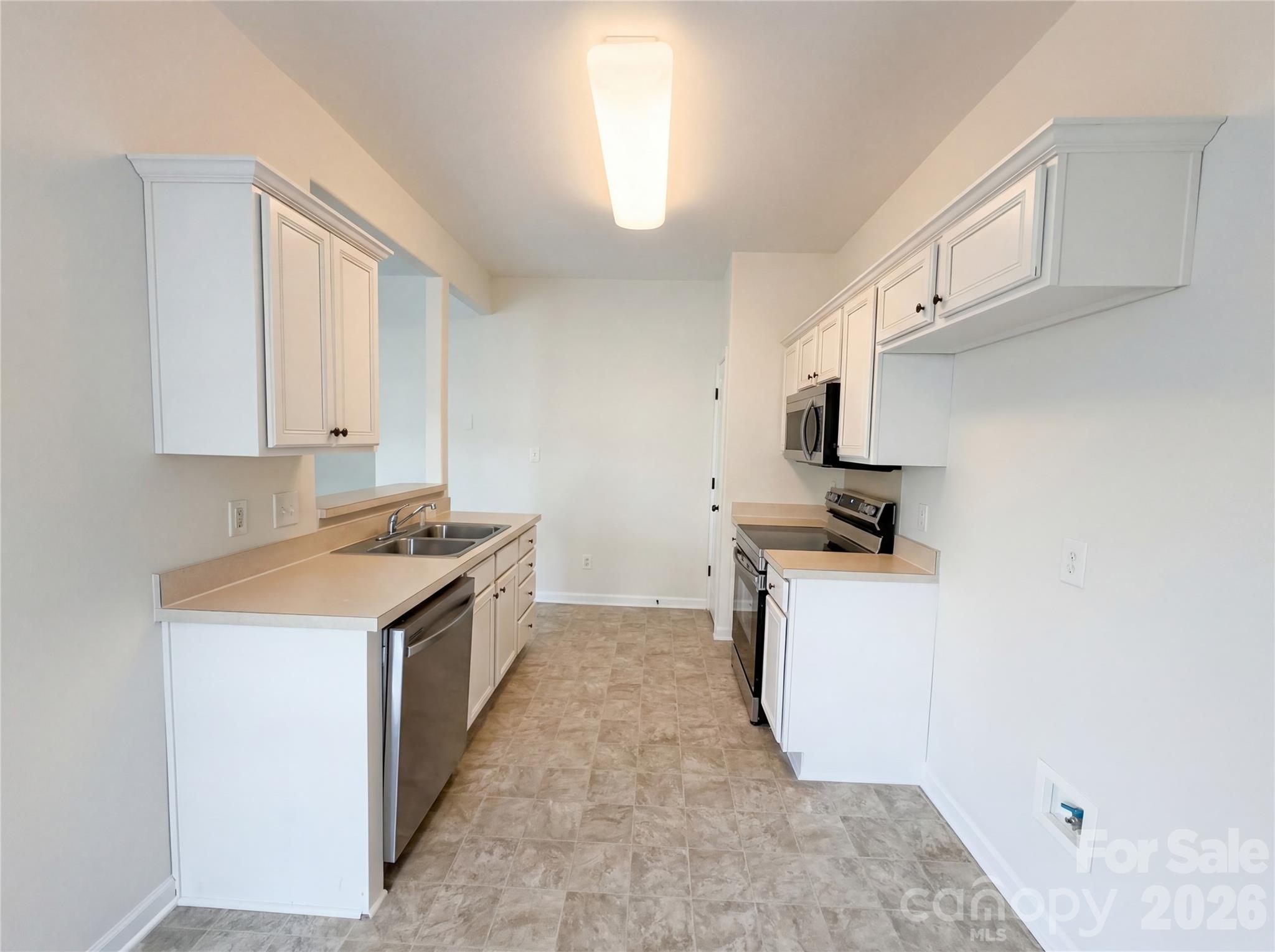 11288 Lions Mane Street