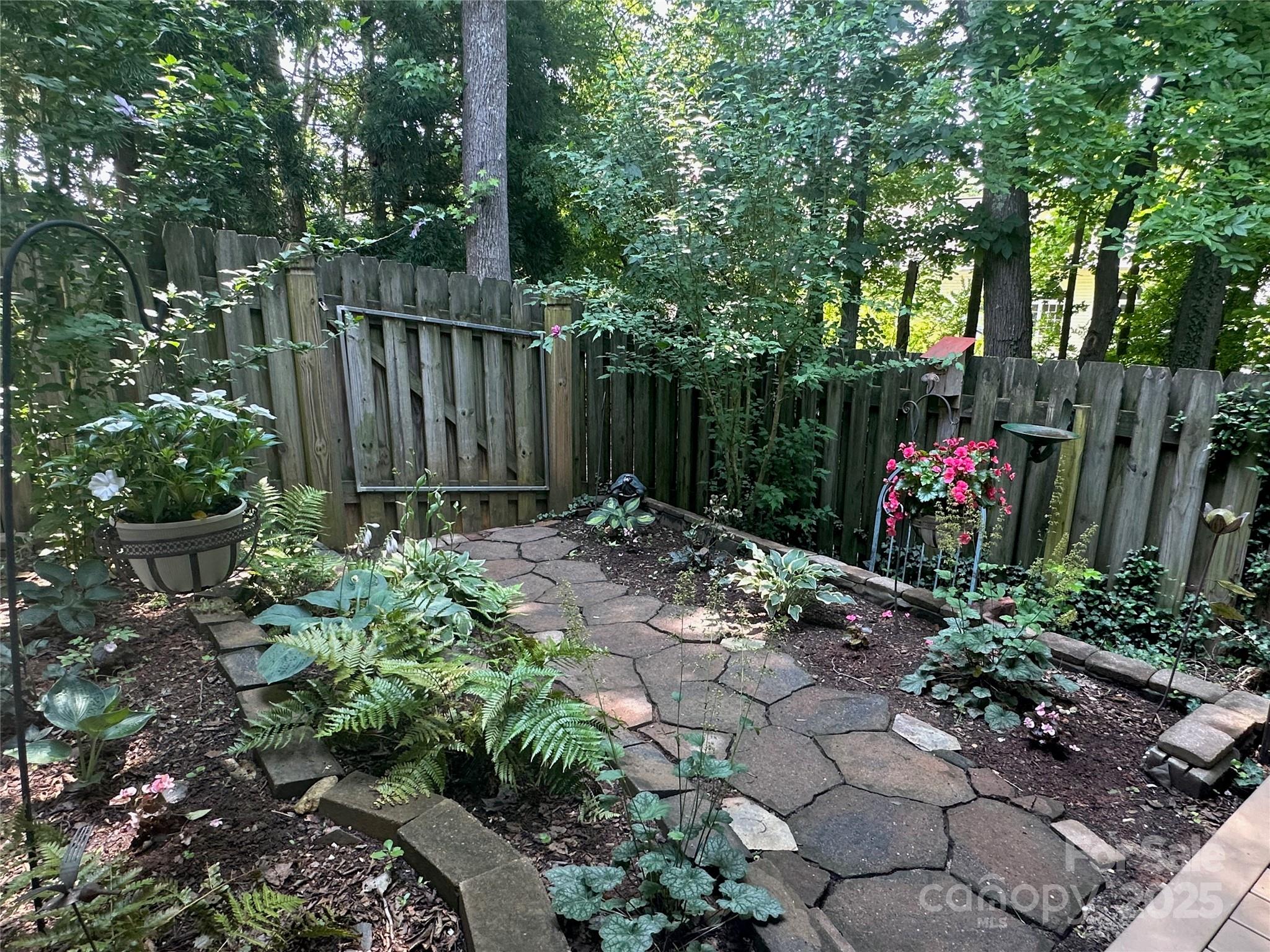 Plantation Row - Residential