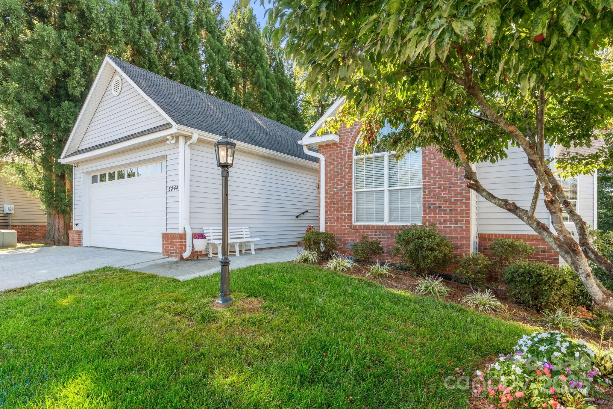 5244 Old Plantation Circle