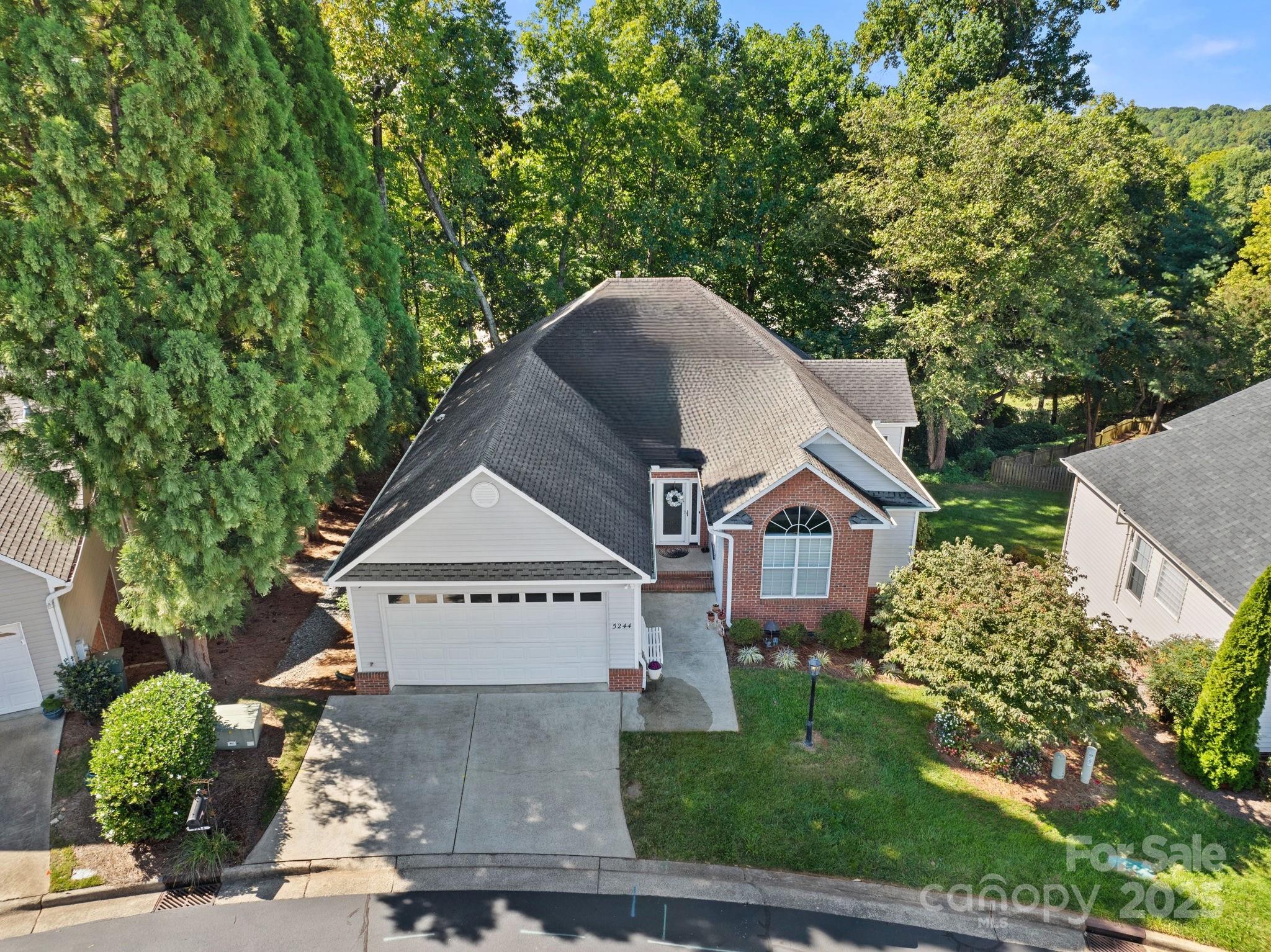 5244 Old Plantation Circle