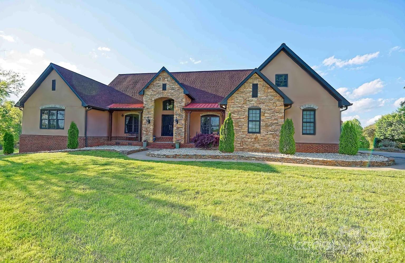 1250 Mountain Creek Road