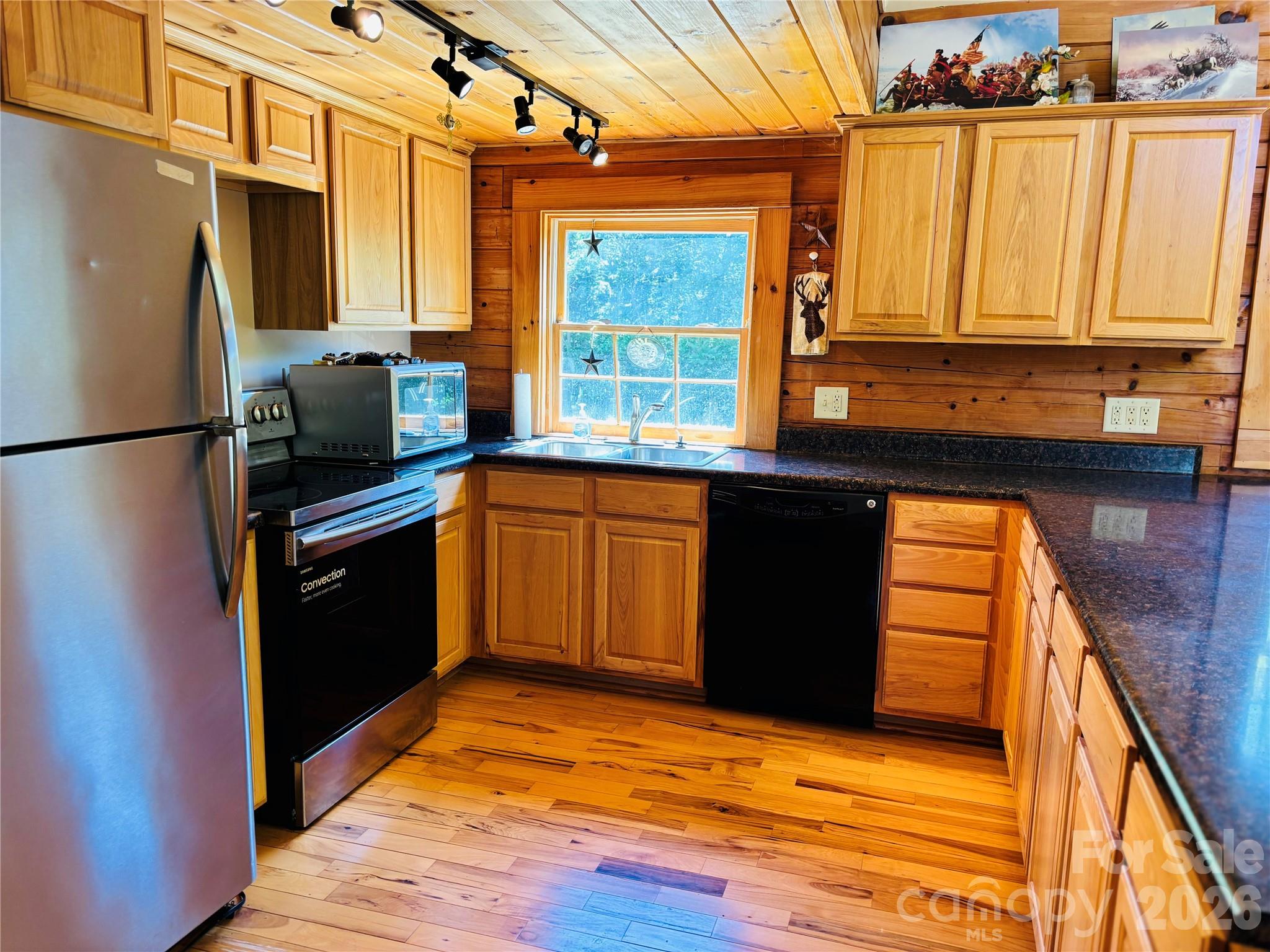 South Mountain Peaks - Residential
