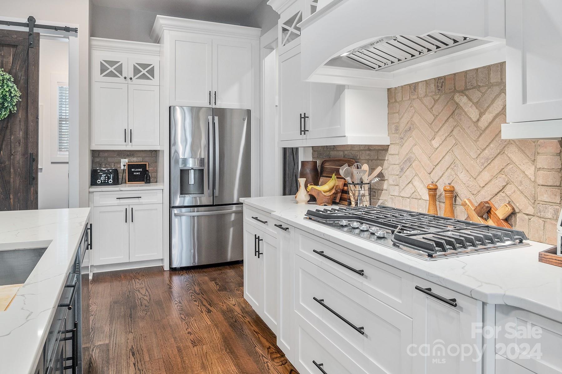 Pebble Bay - Residential