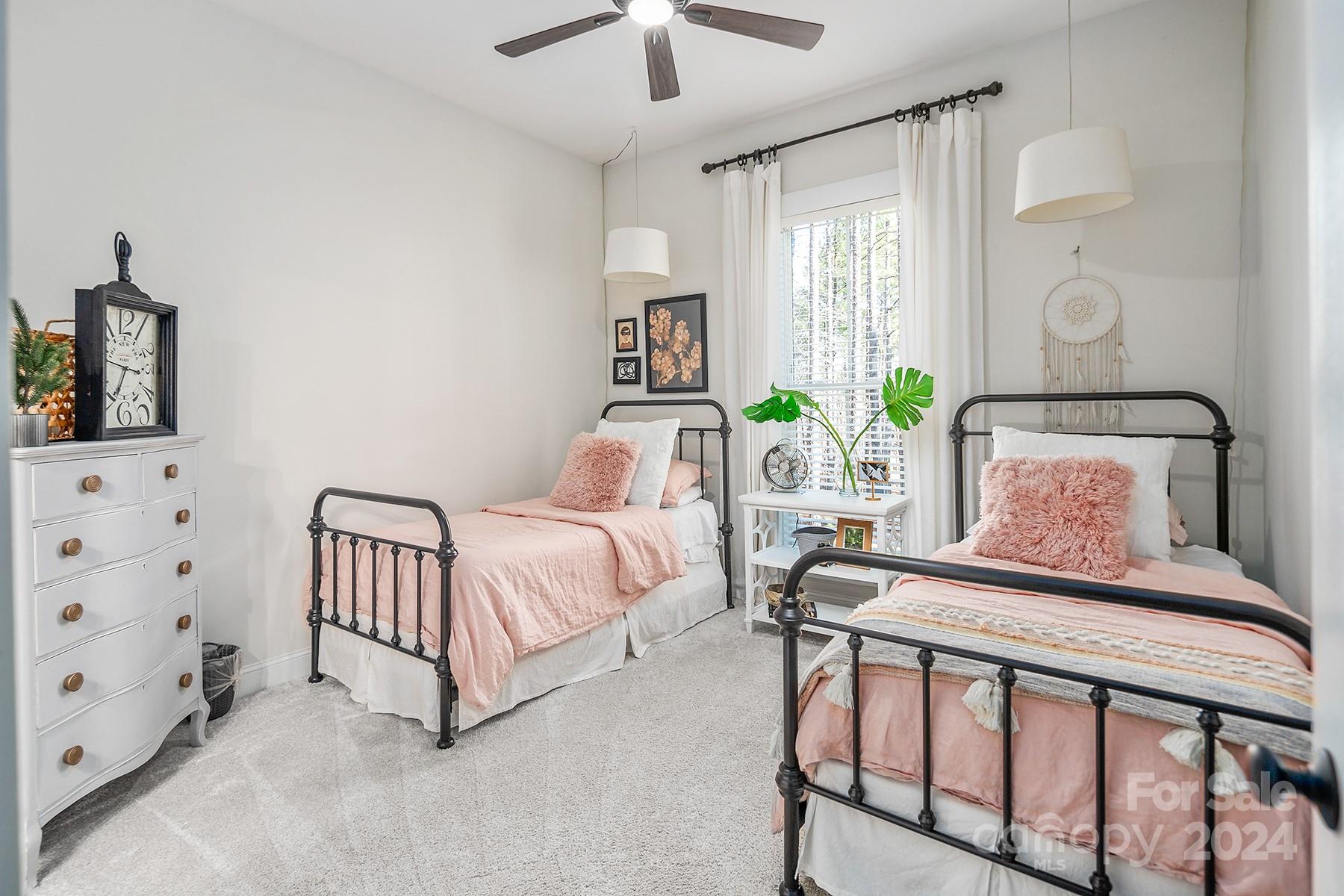 Pebble Bay - Residential