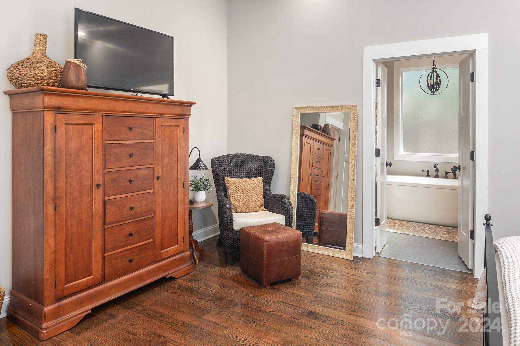 Pebble Bay - Residential