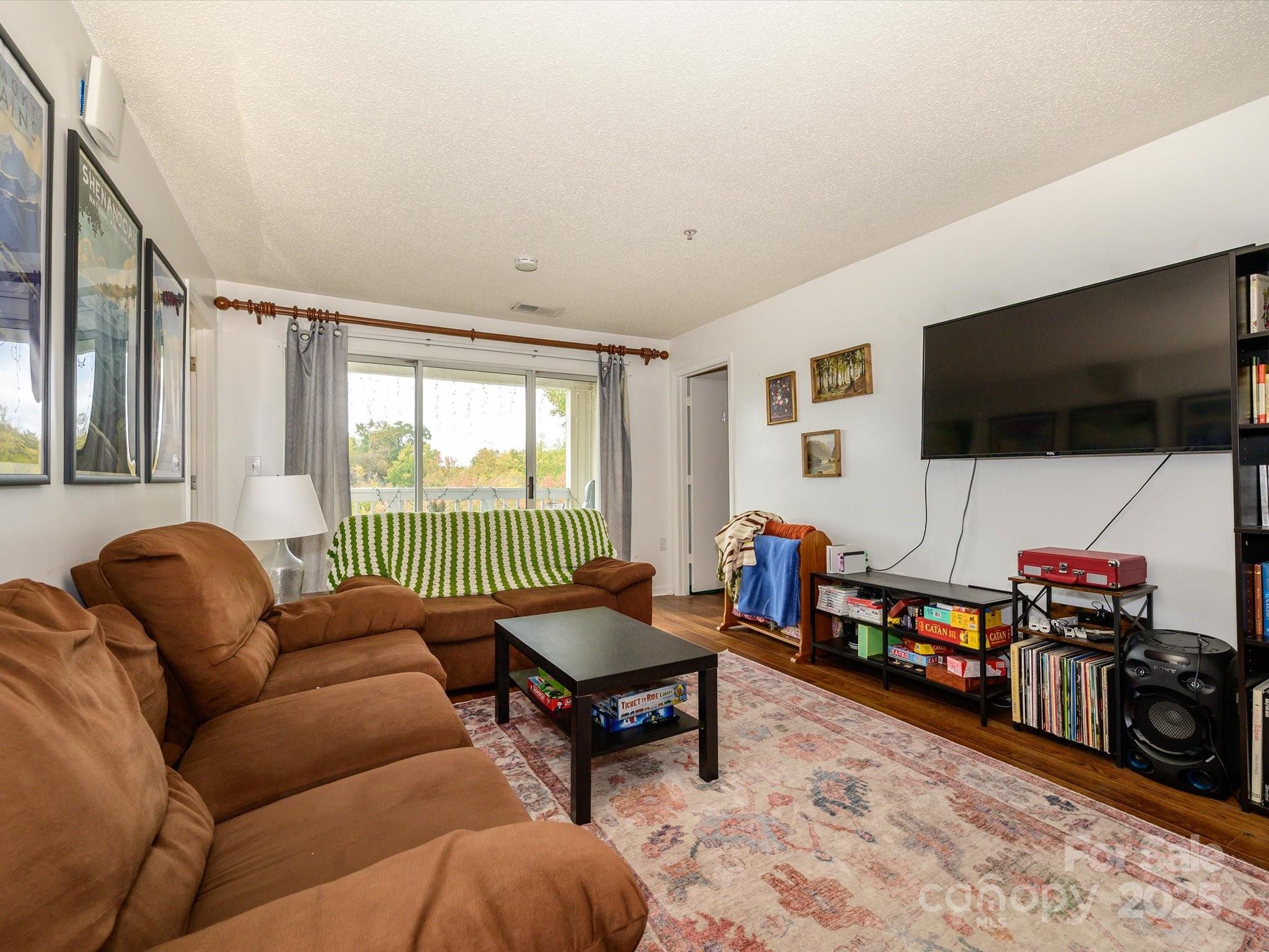 University Terrace North - Residential