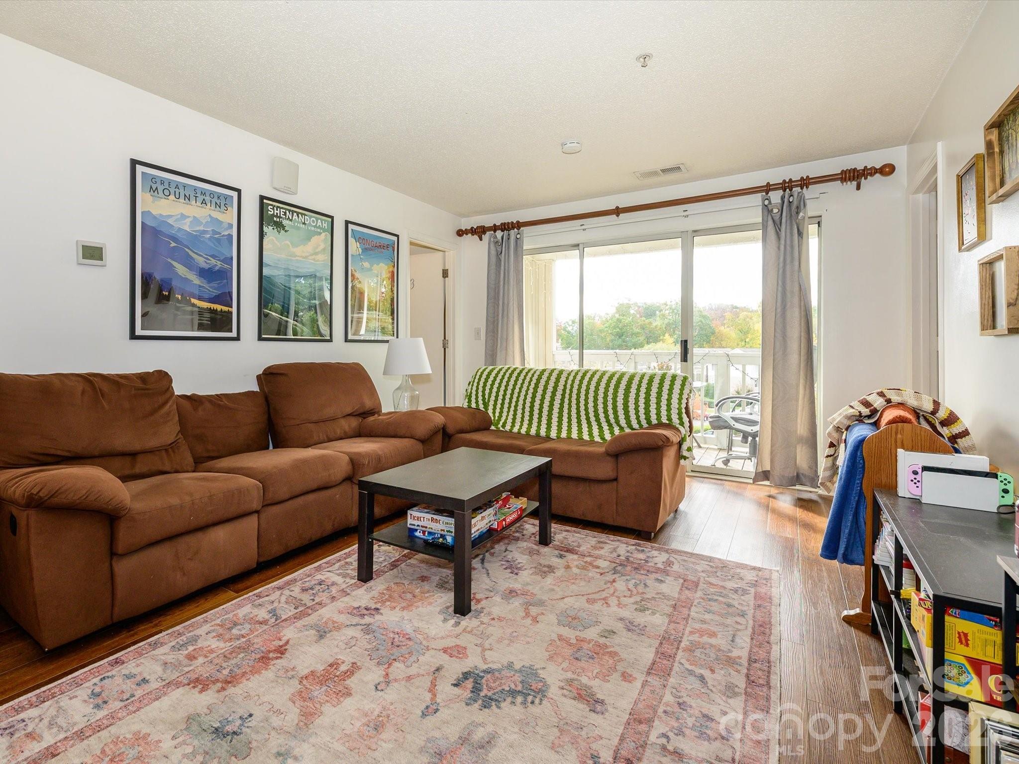 University Terrace North - Residential