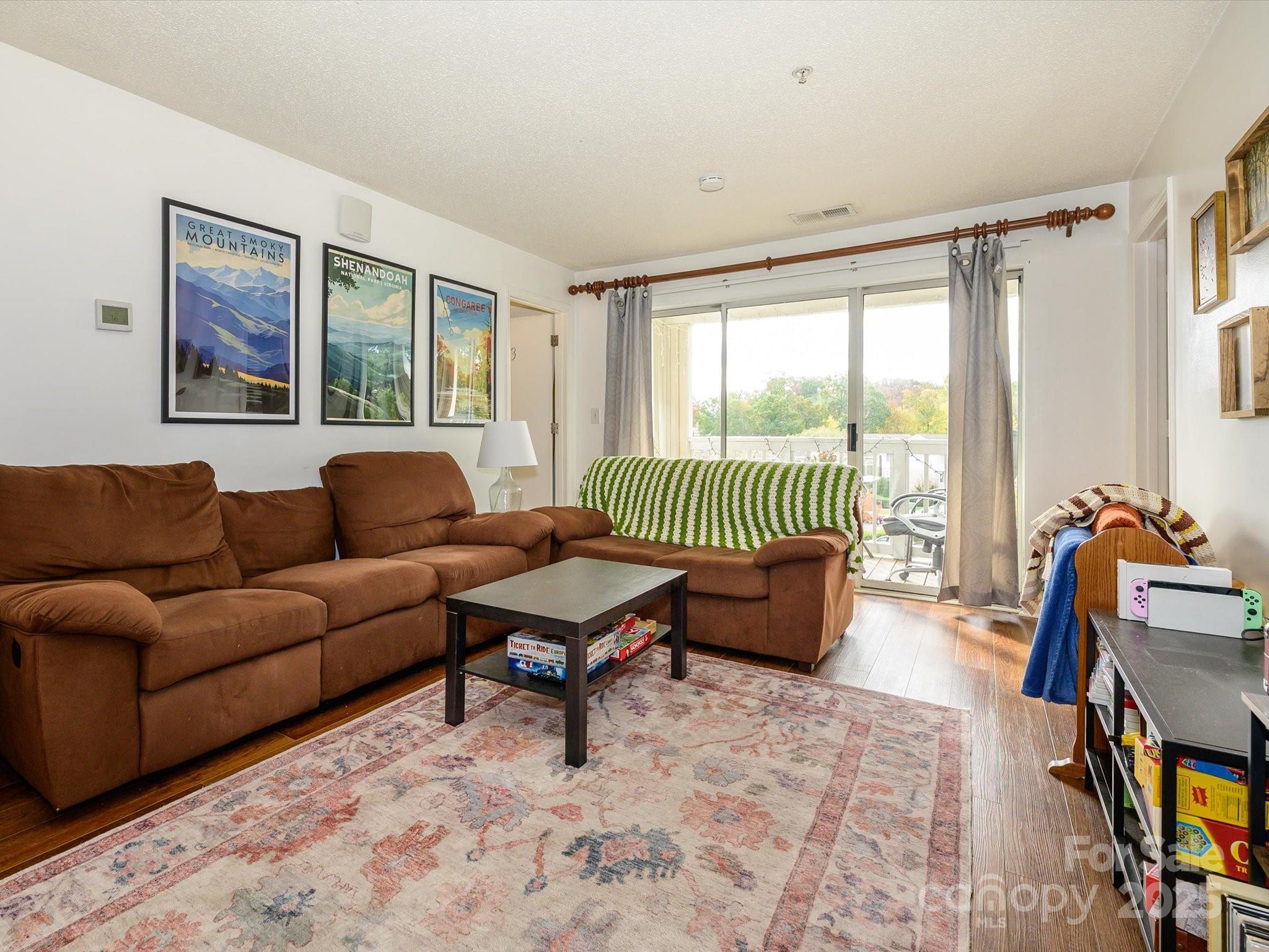 University Terrace North - Residential