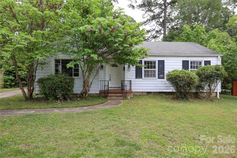 Photo of 1456 Briar Creek Road, Charlotte, NC 28205 (MLS # 4377109)