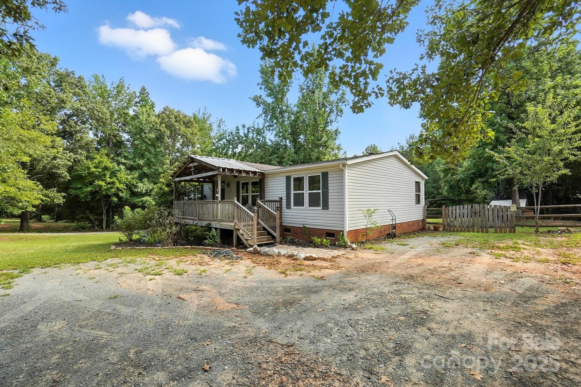 7912 Hillanby Court