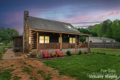 Single Family Residence in Dallas NC 119 Yates Street.jpg