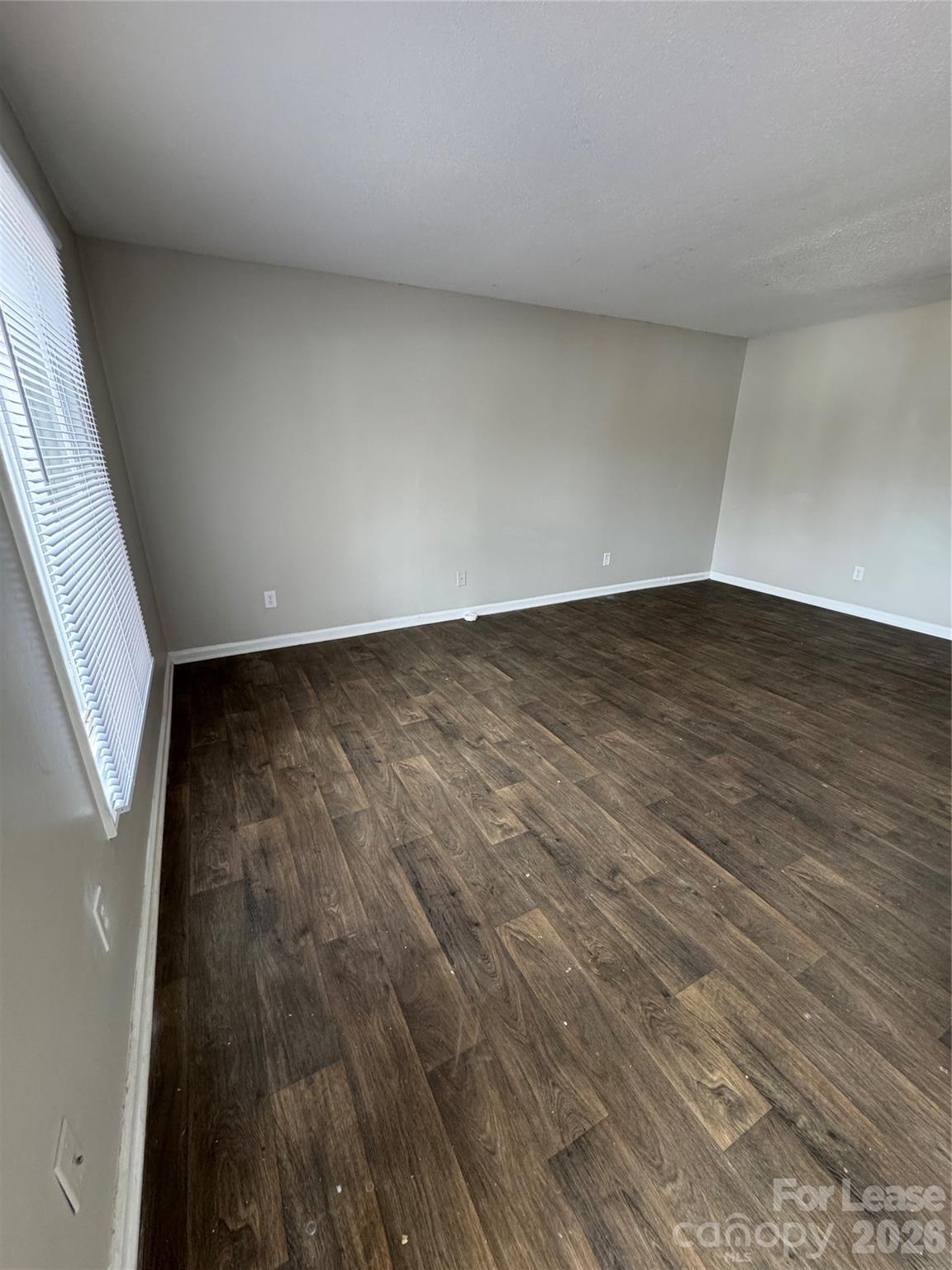 2022 Harvest Lane 16