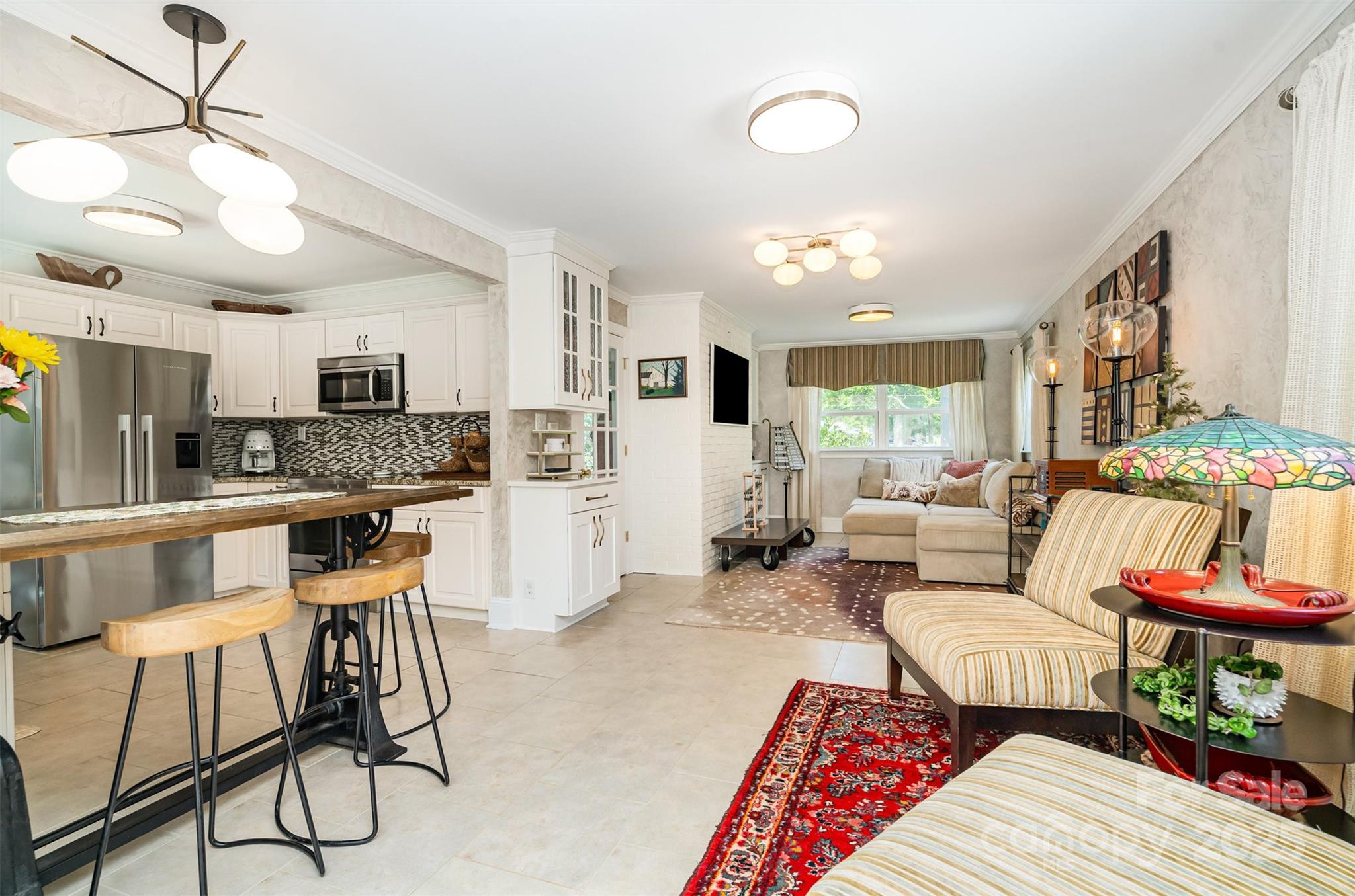 Country Club Estates - Residential